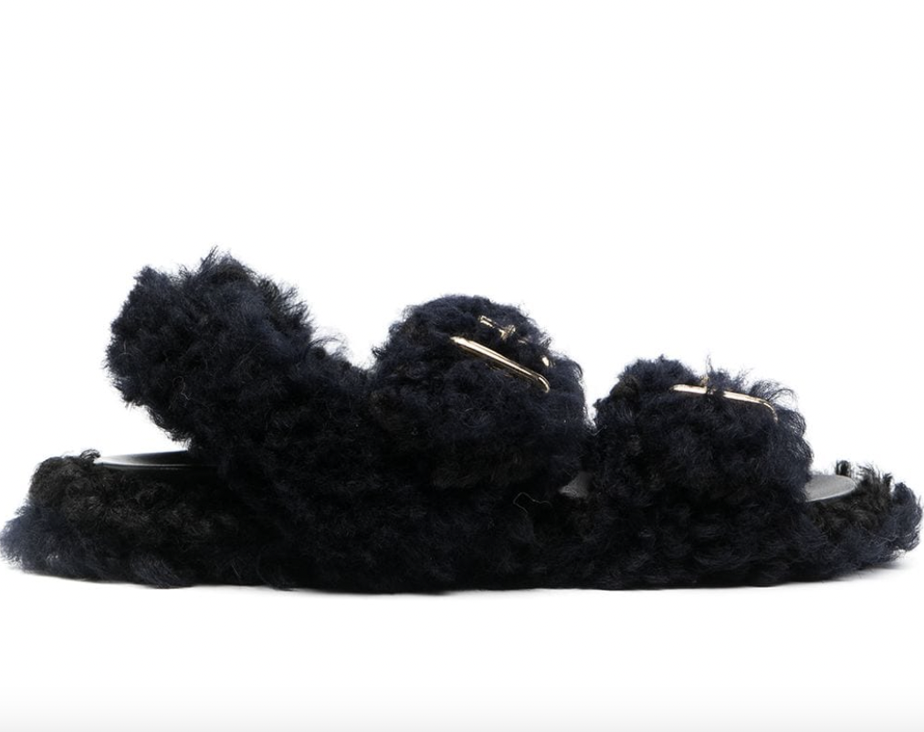 Fluffy sandals: Δεν είναι μόνο για το σπίτι-5