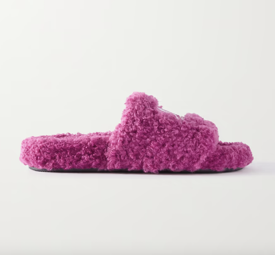 Fluffy sandals: Δεν είναι μόνο για το σπίτι-8