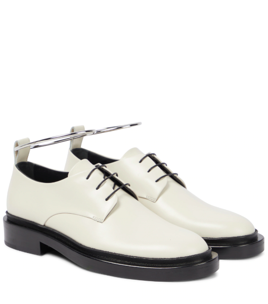 Derbies shoes: Tα 6 ζευγάρια που θα προσθέταμε στη συλλογή μας-3
