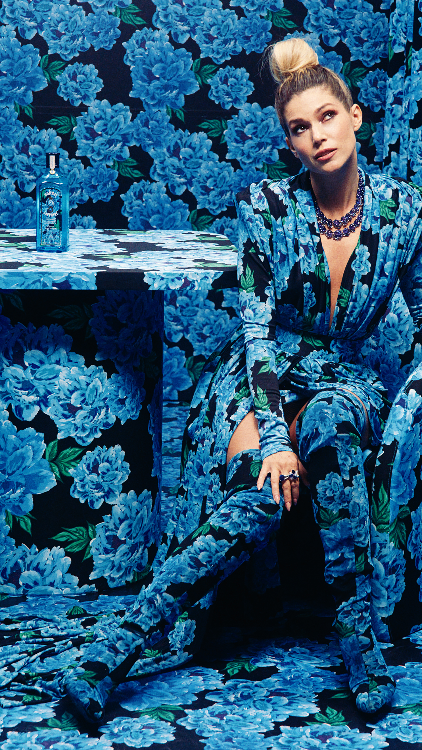 Vassia Kostara και Bombay Sapphire ζωγραφίζουν το 2023 με χρώμα και δημιουργικότητα-4