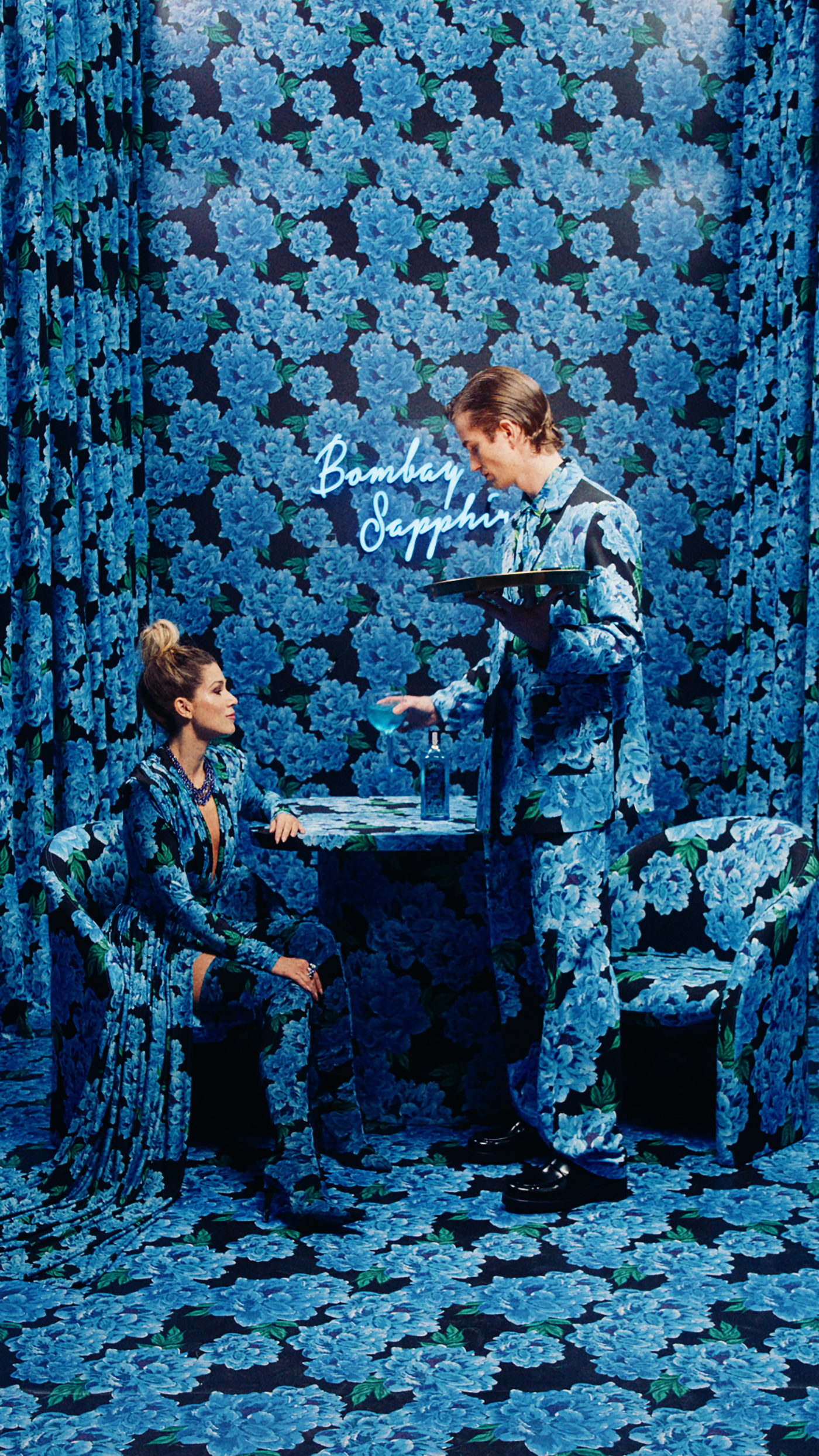 Vassia Kostara και Bombay Sapphire ζωγραφίζουν το 2023 με χρώμα και δημιουργικότητα-5