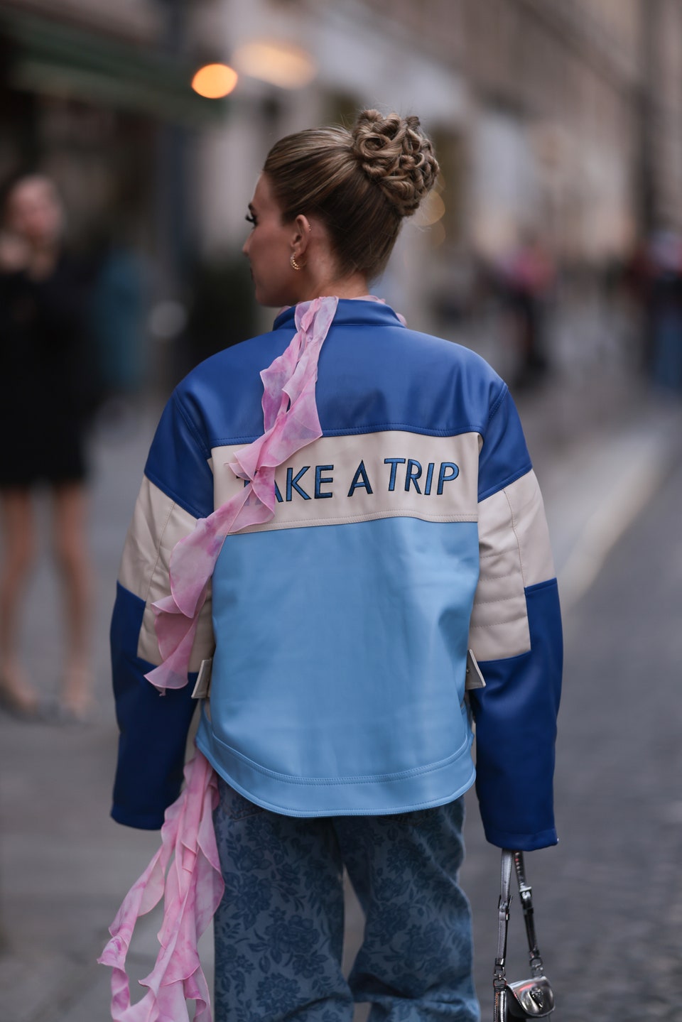 Ballerina bun: 5 ιδέες για να αντιγράψετε το πιο κομψό χτένισμα-3
