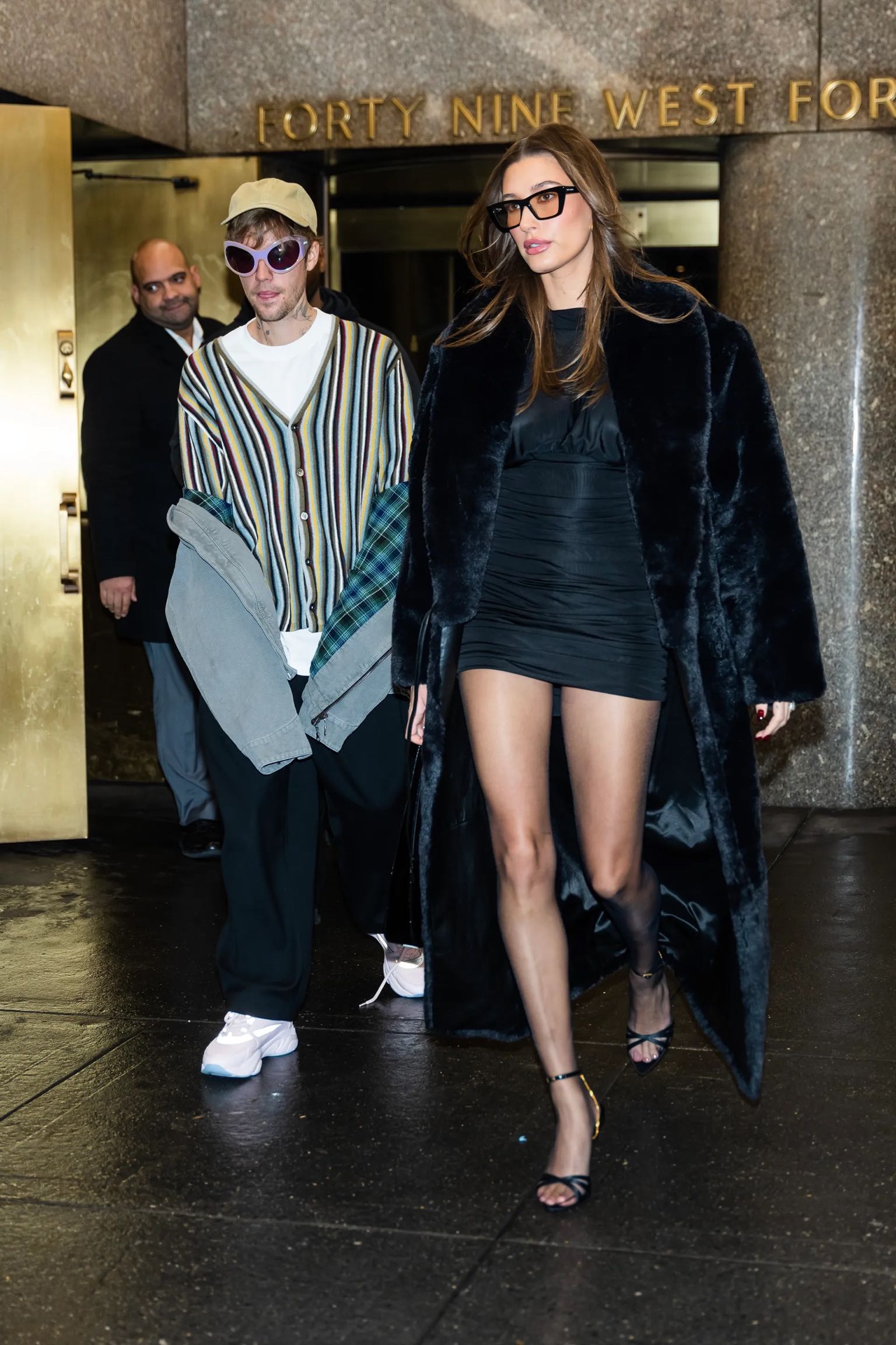 Hailey και Justin: H Vogue καταγράφει τις πιο stylish στιγμές του ζευγαριού-5