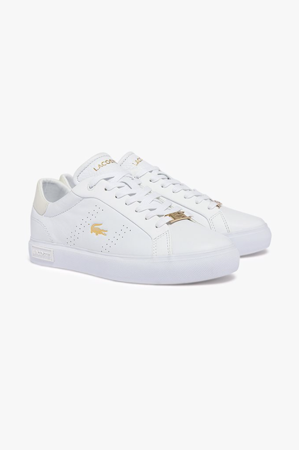 Λευκά sneakers: 8 σχέδια που θα φορέσετε non-stop-8