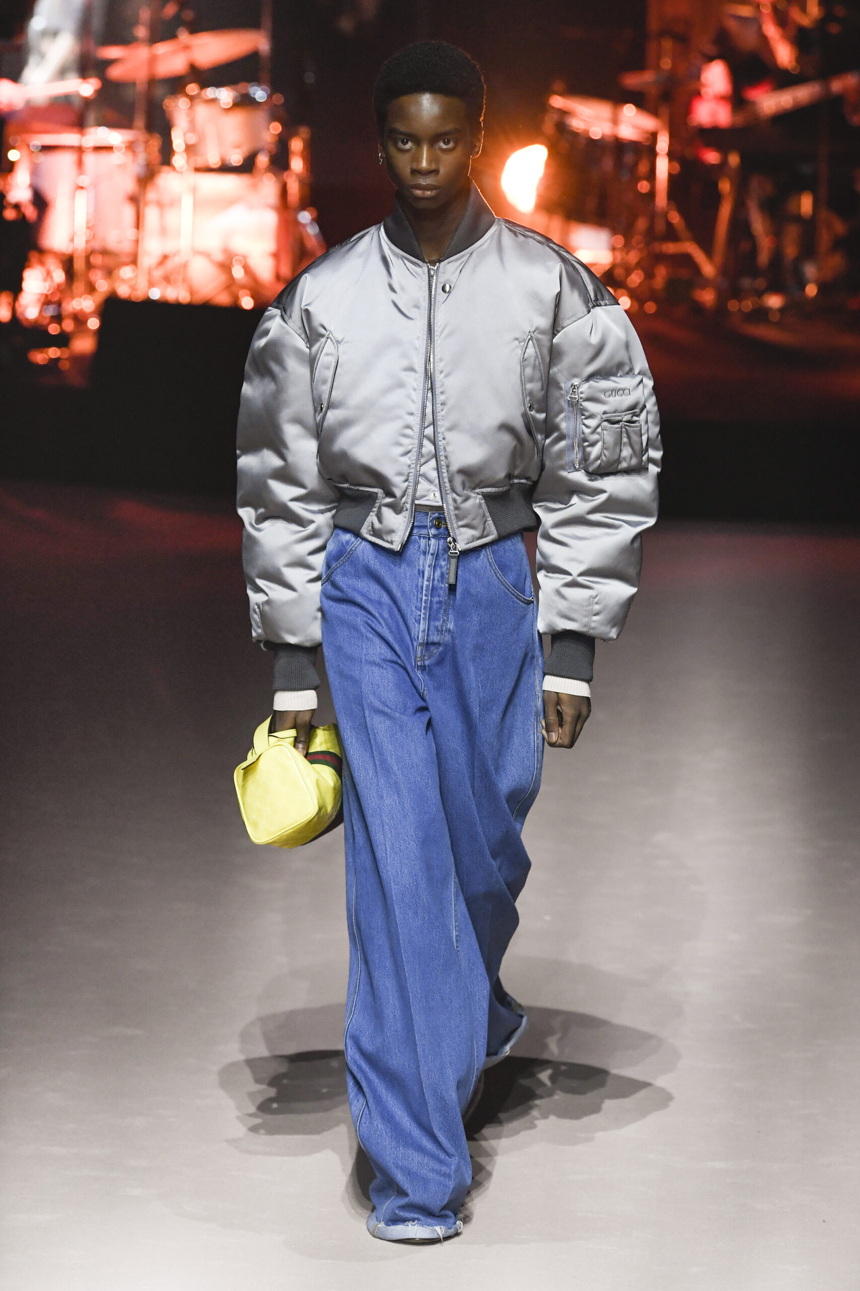 5 ανδρόγυνα outfit που θα αντιγράψουμε τώρα-8