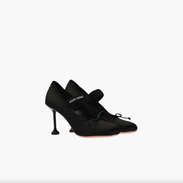 High heeled μπαλαρίνες: Είναι το νέο must-have των office look-2