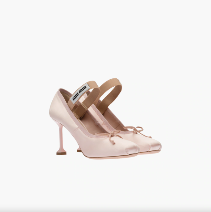 High heeled μπαλαρίνες: Είναι το νέο must-have των office look-3