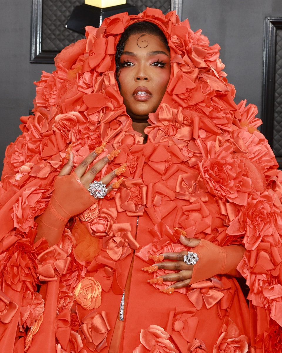 Grammy Awards 2023: Τα ωραιότερα beauty looks-2