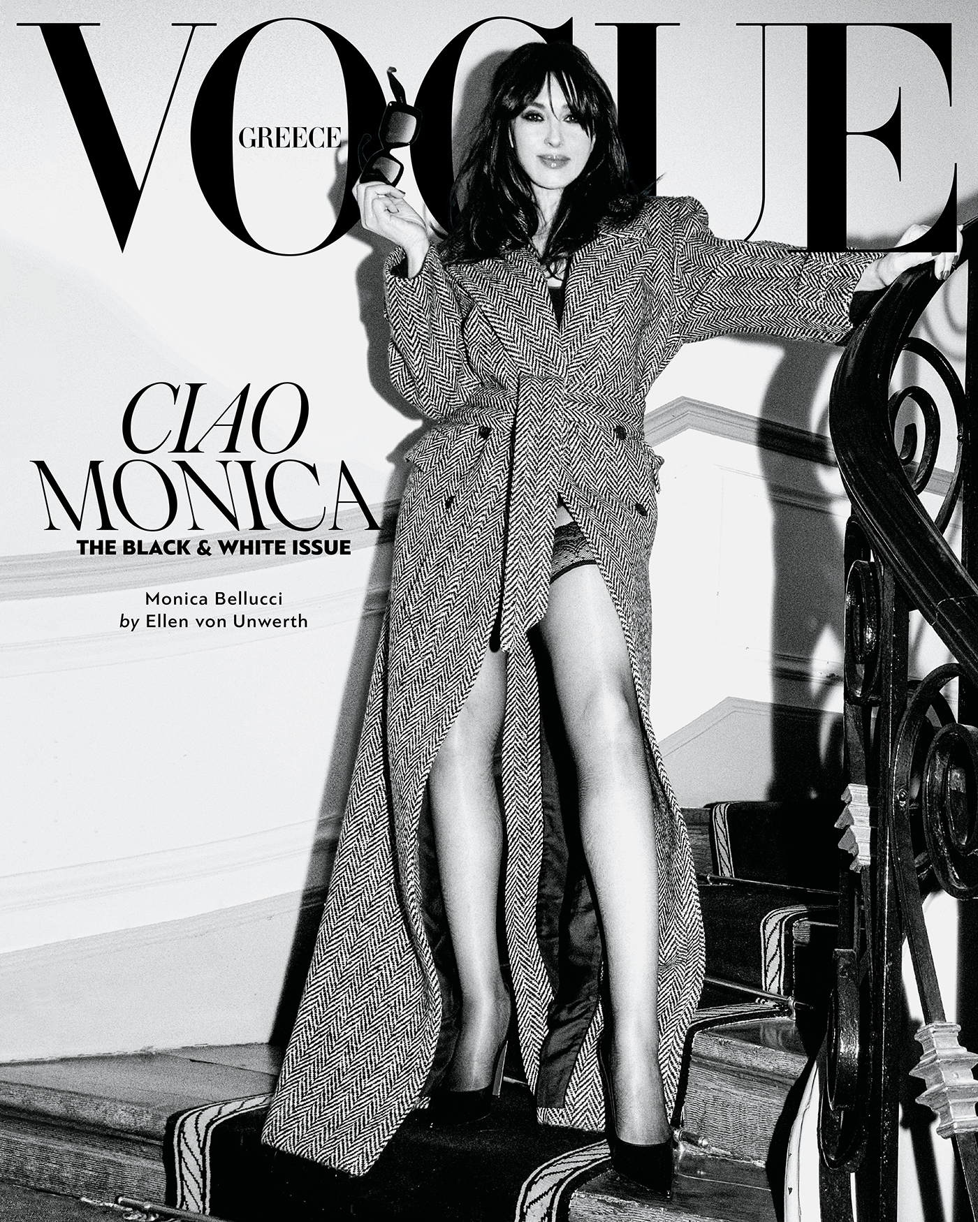 Η Vogue Greece Μαρτίου συναντά την απόλυτη ντίβα Monica Bellucci-1