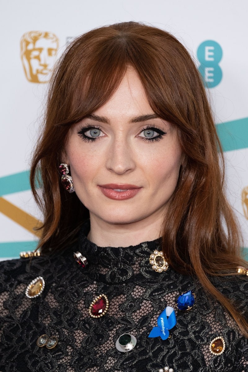 BAFTAs 2023: Τα πιο εντυπωσιακά beauty looks-4