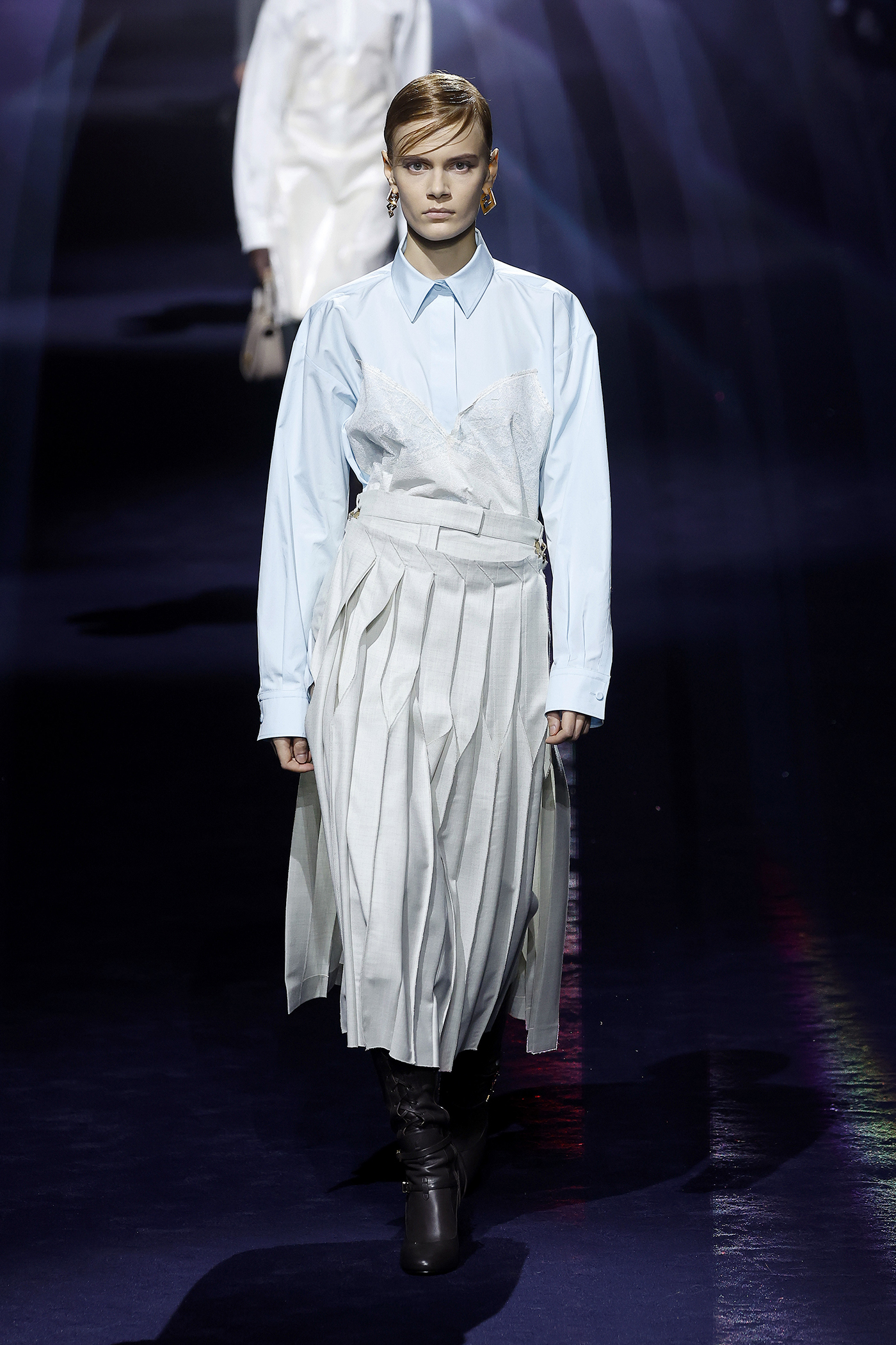 Fendi FW23-24: Το modern classic στυλ στο επίκεντρο-3