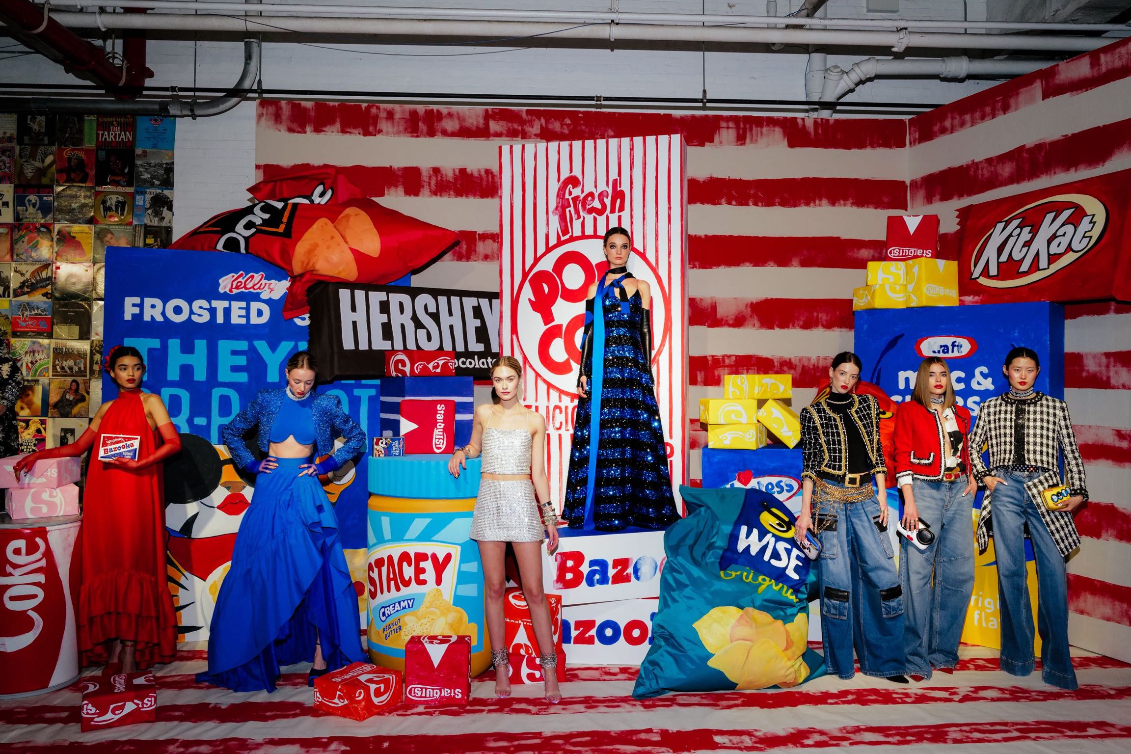 Alice+Olivia: Όλα τα trends που γεννήθηκαν από το FW23 show-3