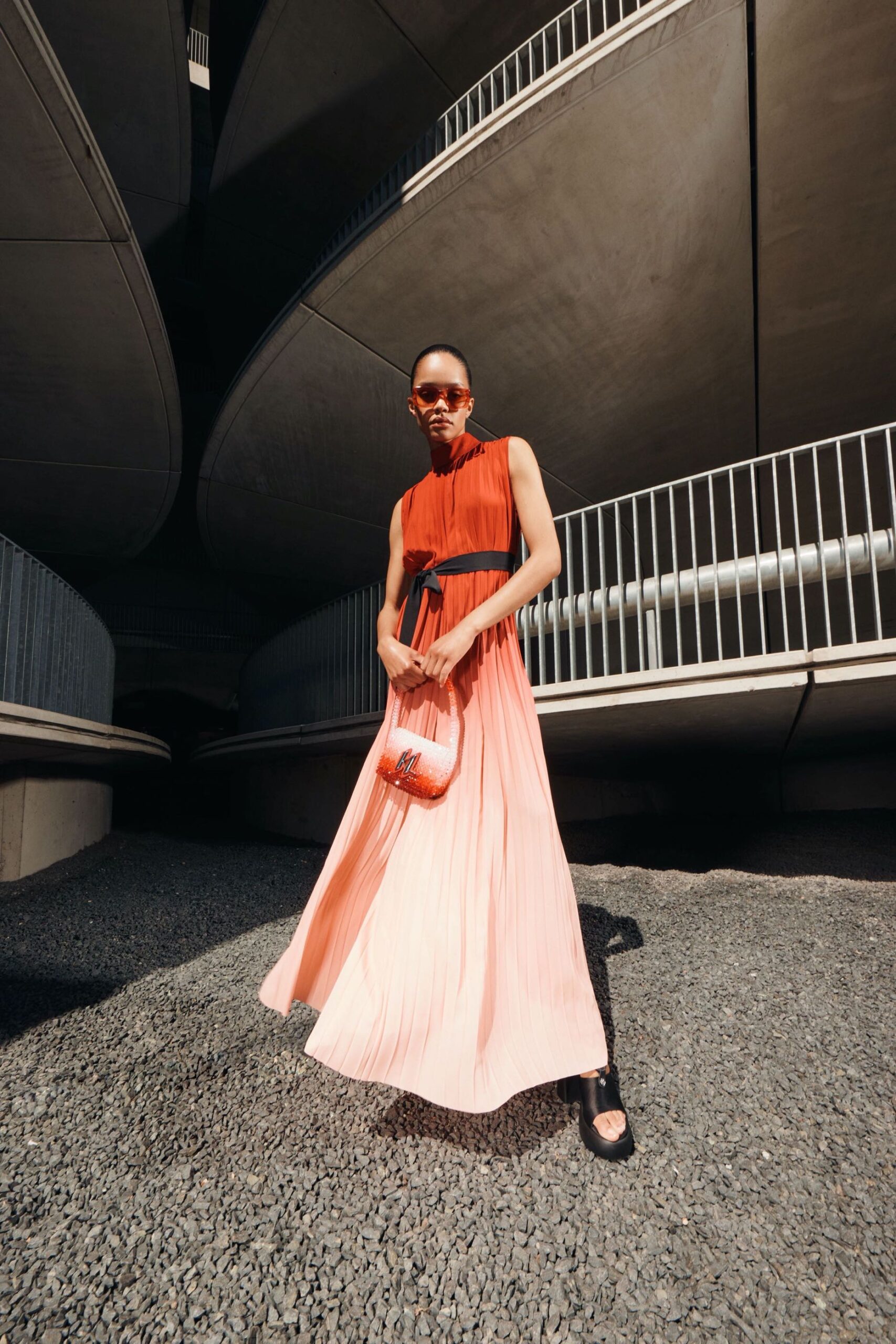 Karl Lagerfeld: Η ανοιξιάτικη συλλογή είναι ρετρό και εμπνέεται από το Sci-Fi-1