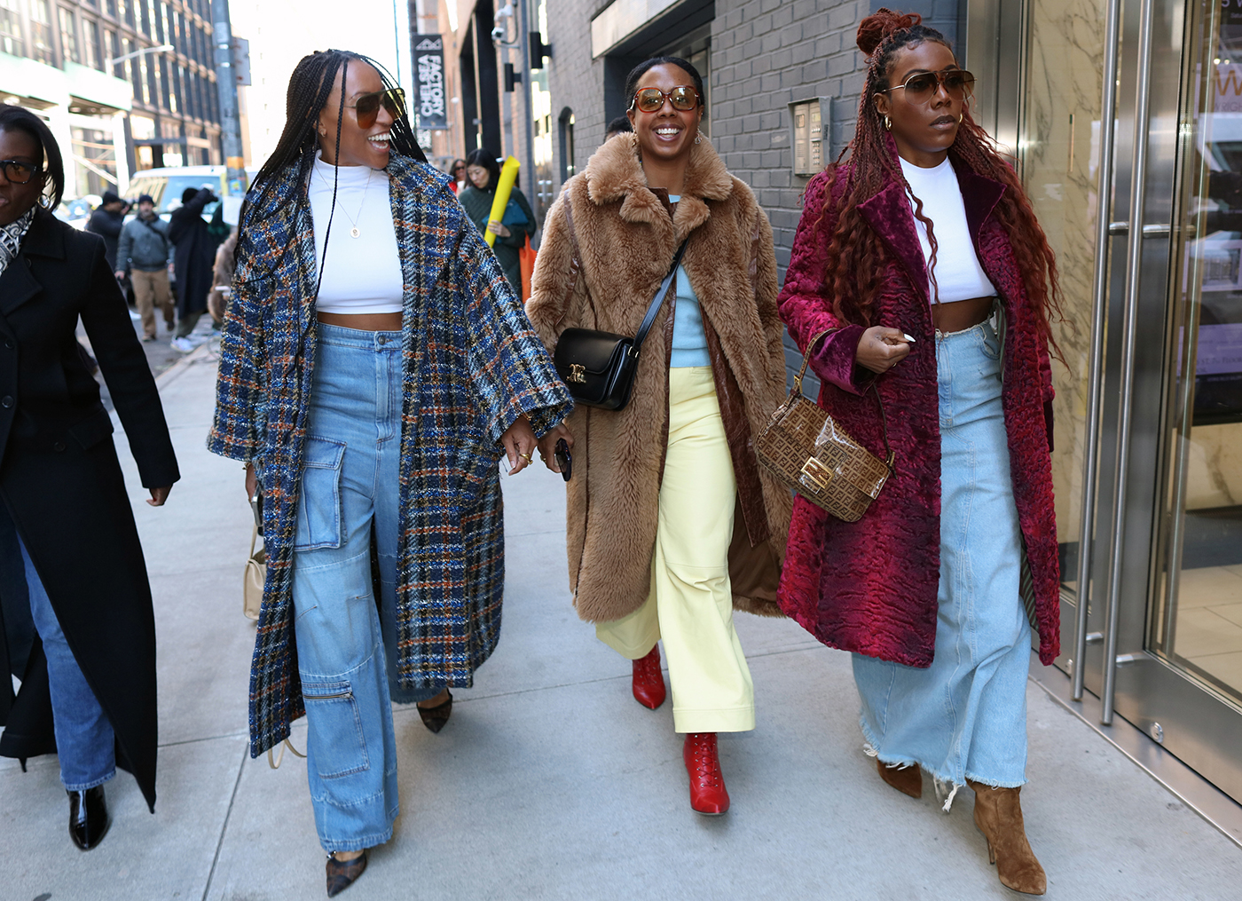 Εβδομάδα Μόδας Νέας Υόρκης: Οι τοπ street style εμφανίσεις γίνονται έμπνευση για το χειμώνα-17
