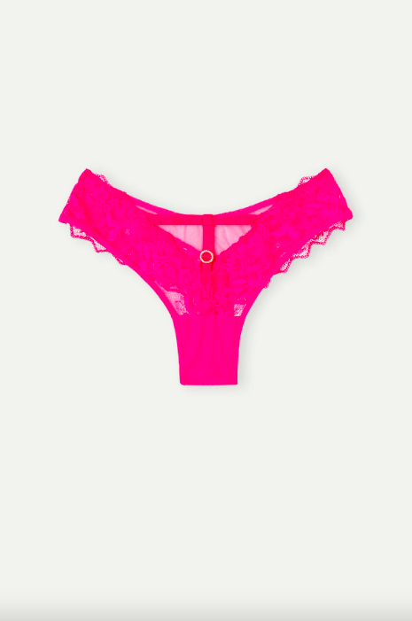 6 essentials για τα πιο σέξι Valentine’s looks-3