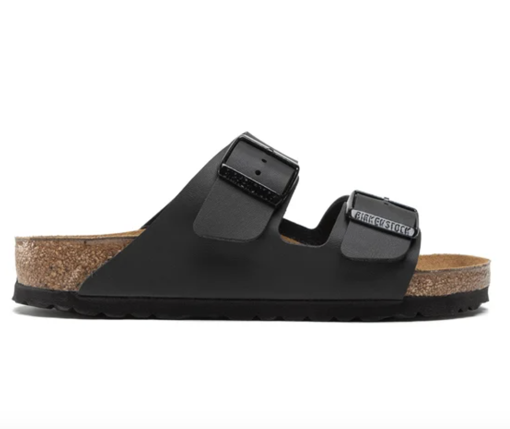 Τα 4 οικονομικά shoe brands που δεν αποχωρίζονται οι celebrities-6