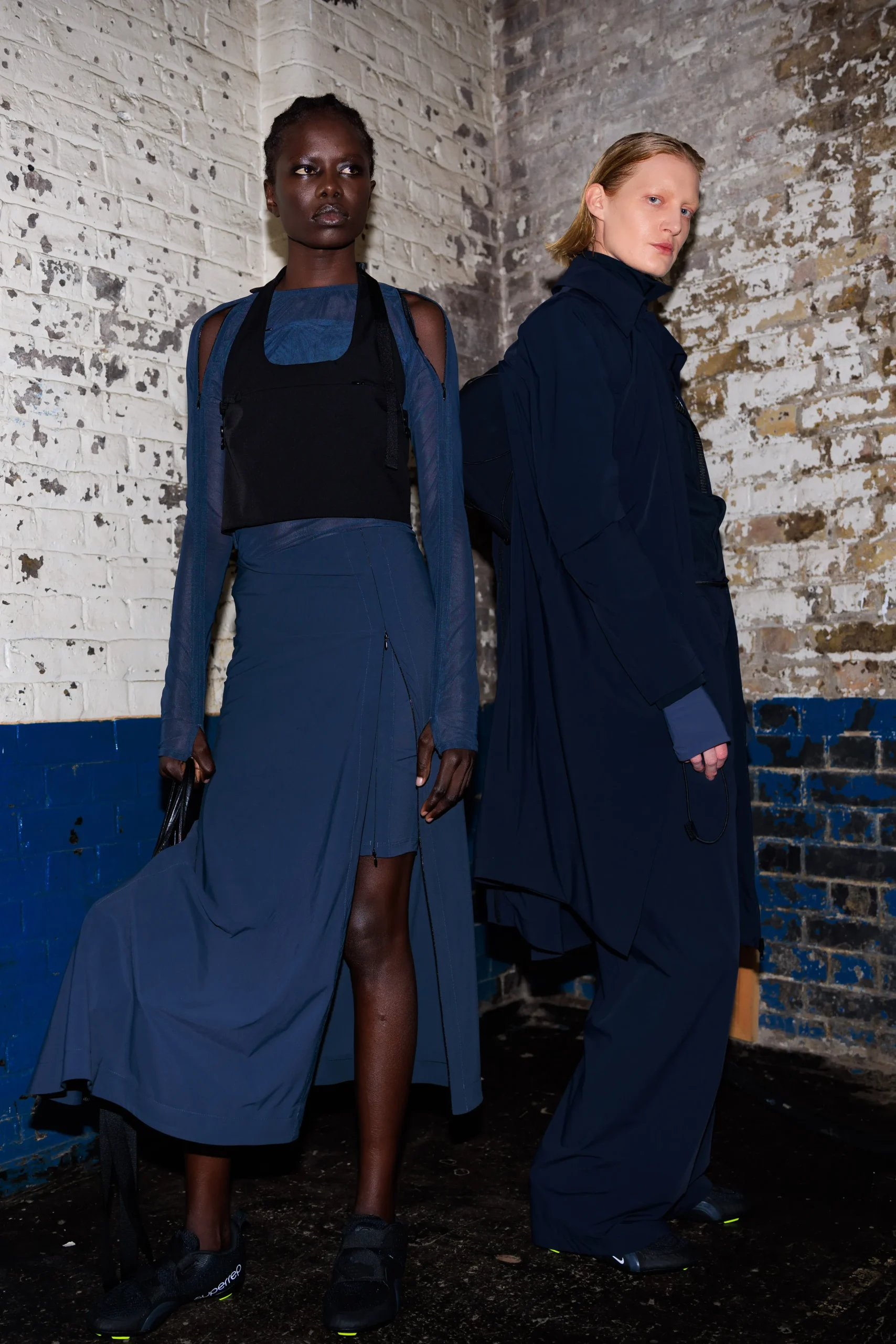 Εβδομάδα Μόδας Λονδίνου FW23-24: Οι κορυφαίες backstage στιγμές-37