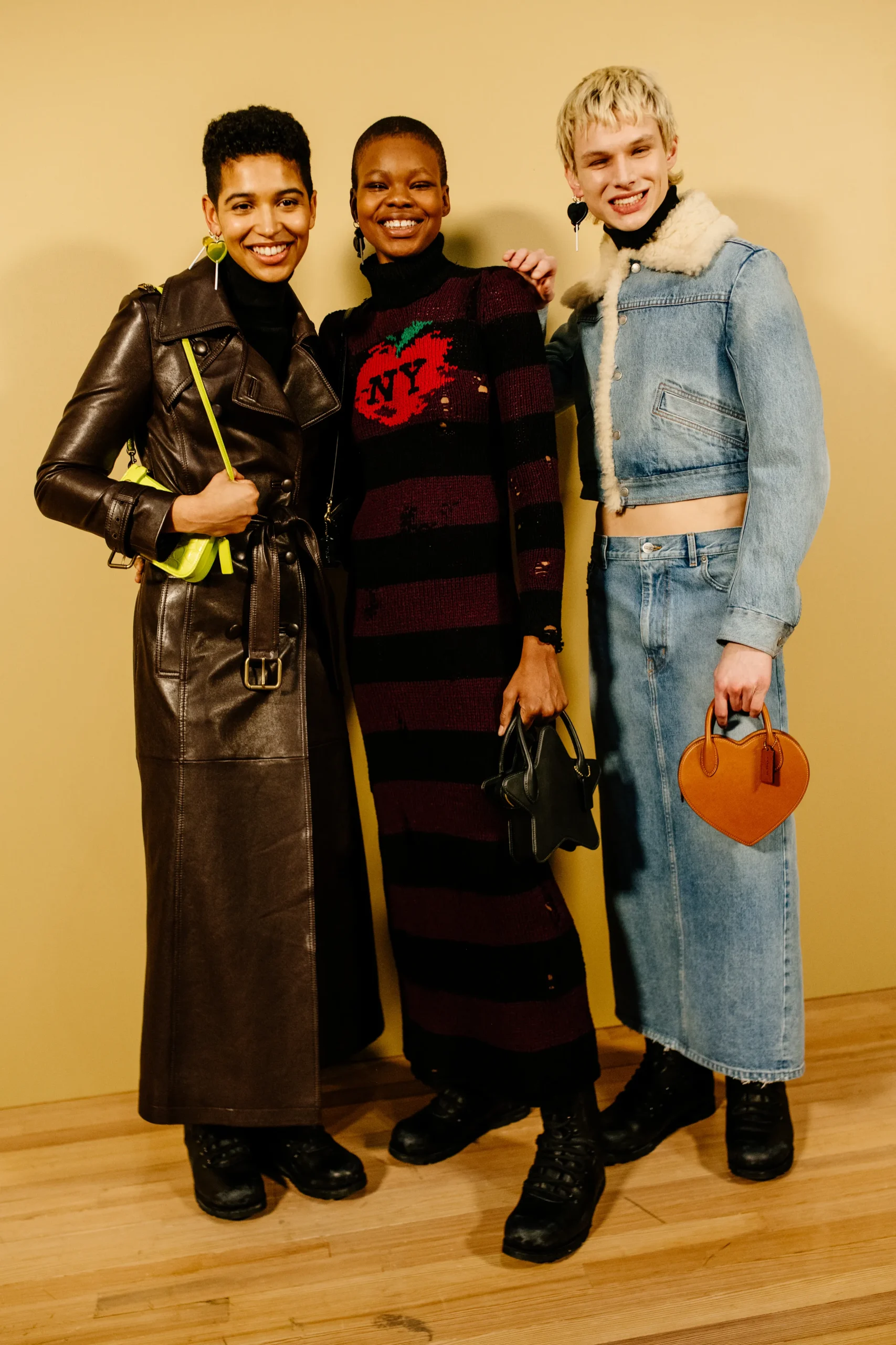 Εβδομάδα Μόδας Νέας Υόρκης FW23-24: Οι κορυφαίες backstage στιγμές-15