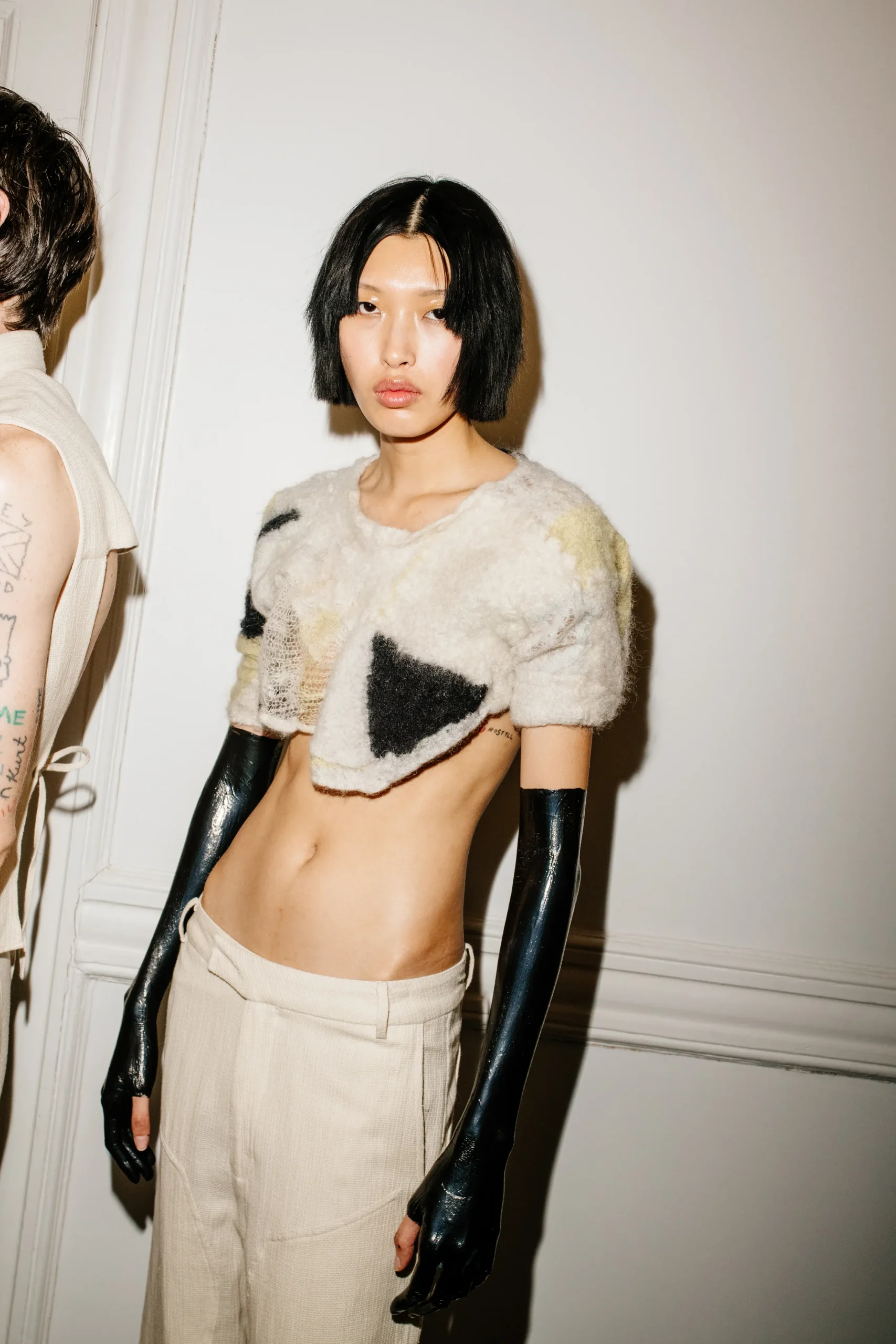 Εβδομάδα Μόδας Νέας Υόρκης FW23-24: Οι κορυφαίες backstage στιγμές-31