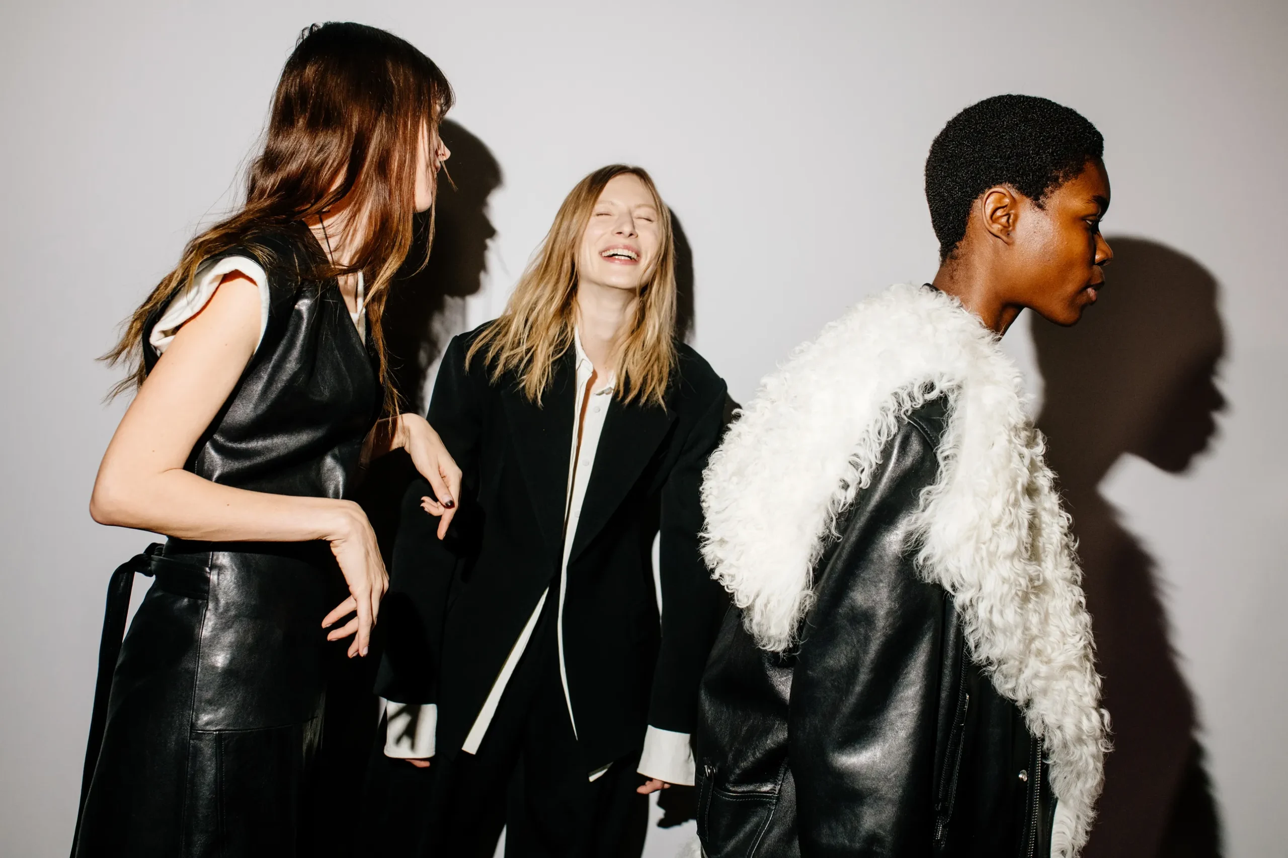 Εβδομάδα Μόδας Νέας Υόρκης FW23-24: Οι κορυφαίες backstage στιγμές-42