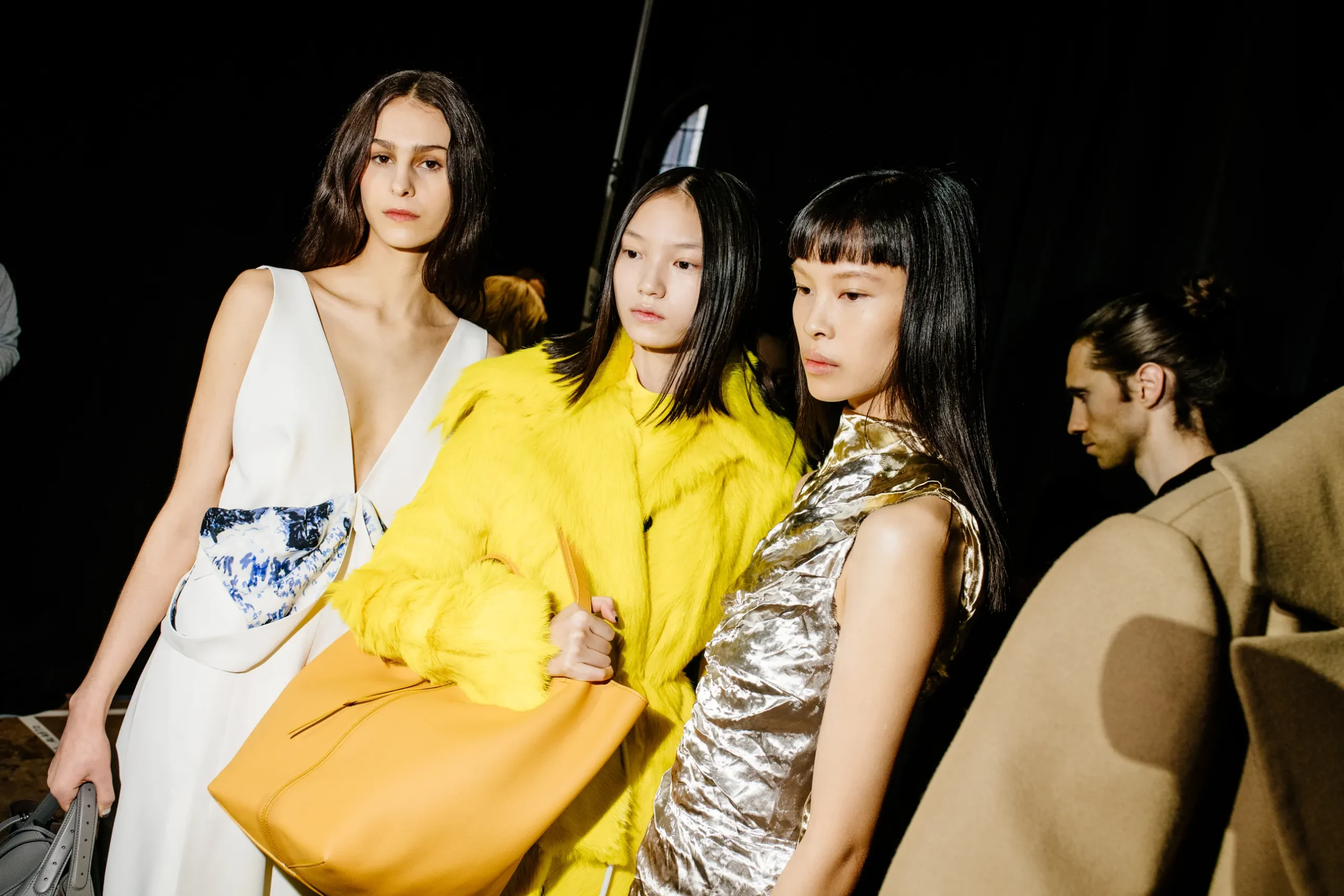 Εβδομάδα Μόδας Νέας Υόρκης FW23-24: Οι κορυφαίες backstage στιγμές-43