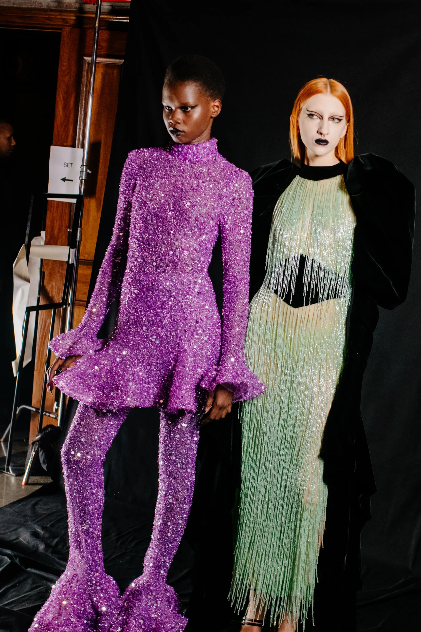 Εβδομάδα Μόδας Νέας Υόρκης FW23-24: Οι κορυφαίες backstage στιγμές-49