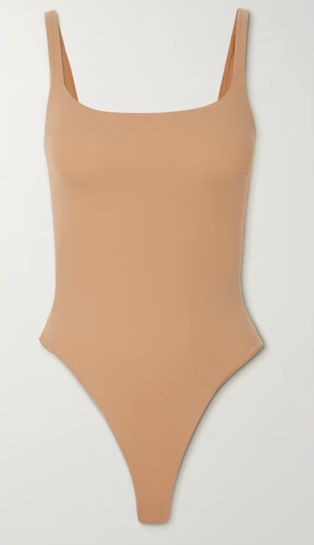 Από πουκάμισα, μέχρι body: Αυτά είναι τα πιο κομψά τοπ-3