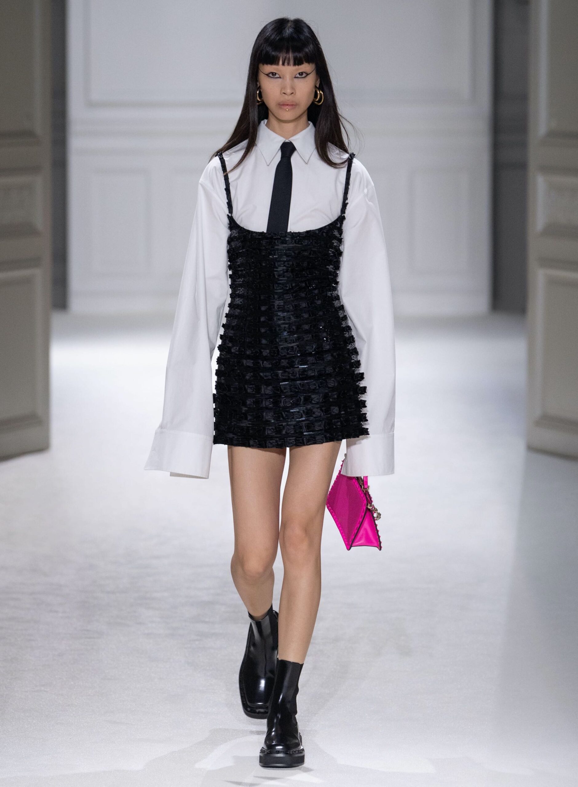 Valentino AW23: Τo νέο black tie dress code διά χειρός Pierpaolo Piccioli-5