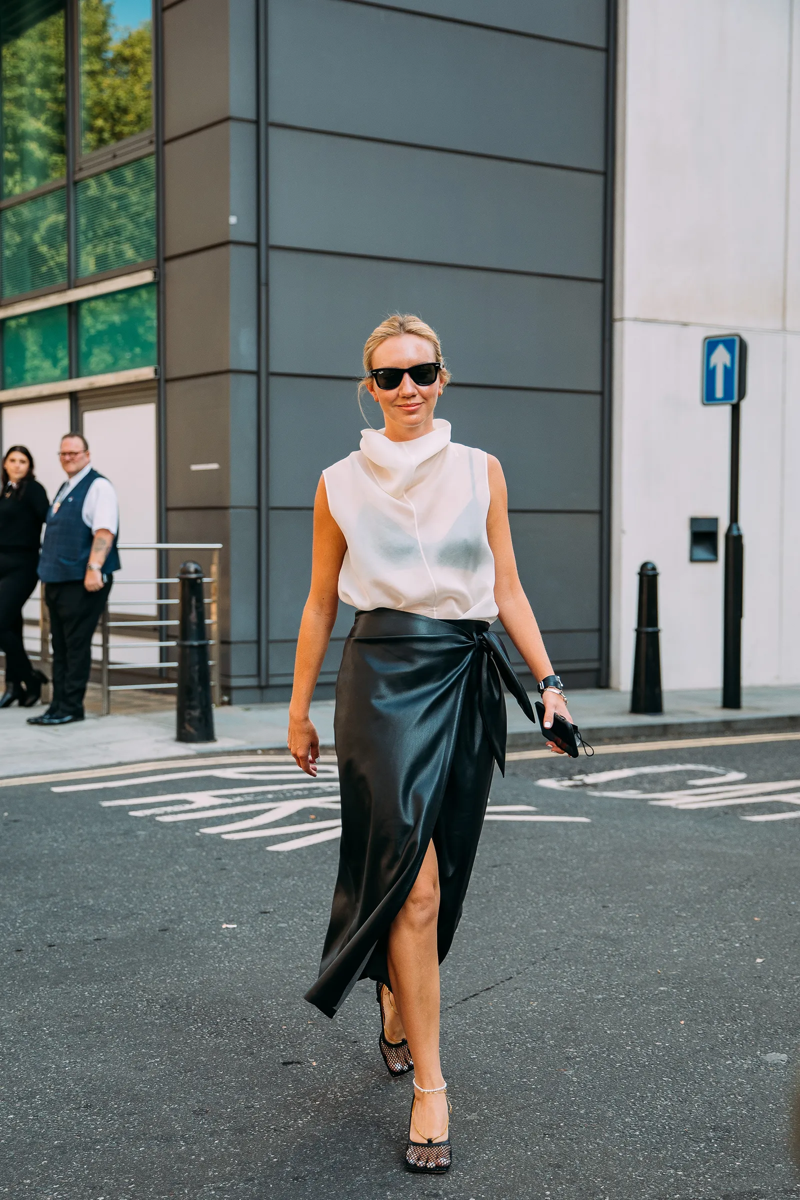 7 casual looks με heels που θα φορέσουμε στο γραφείο-3