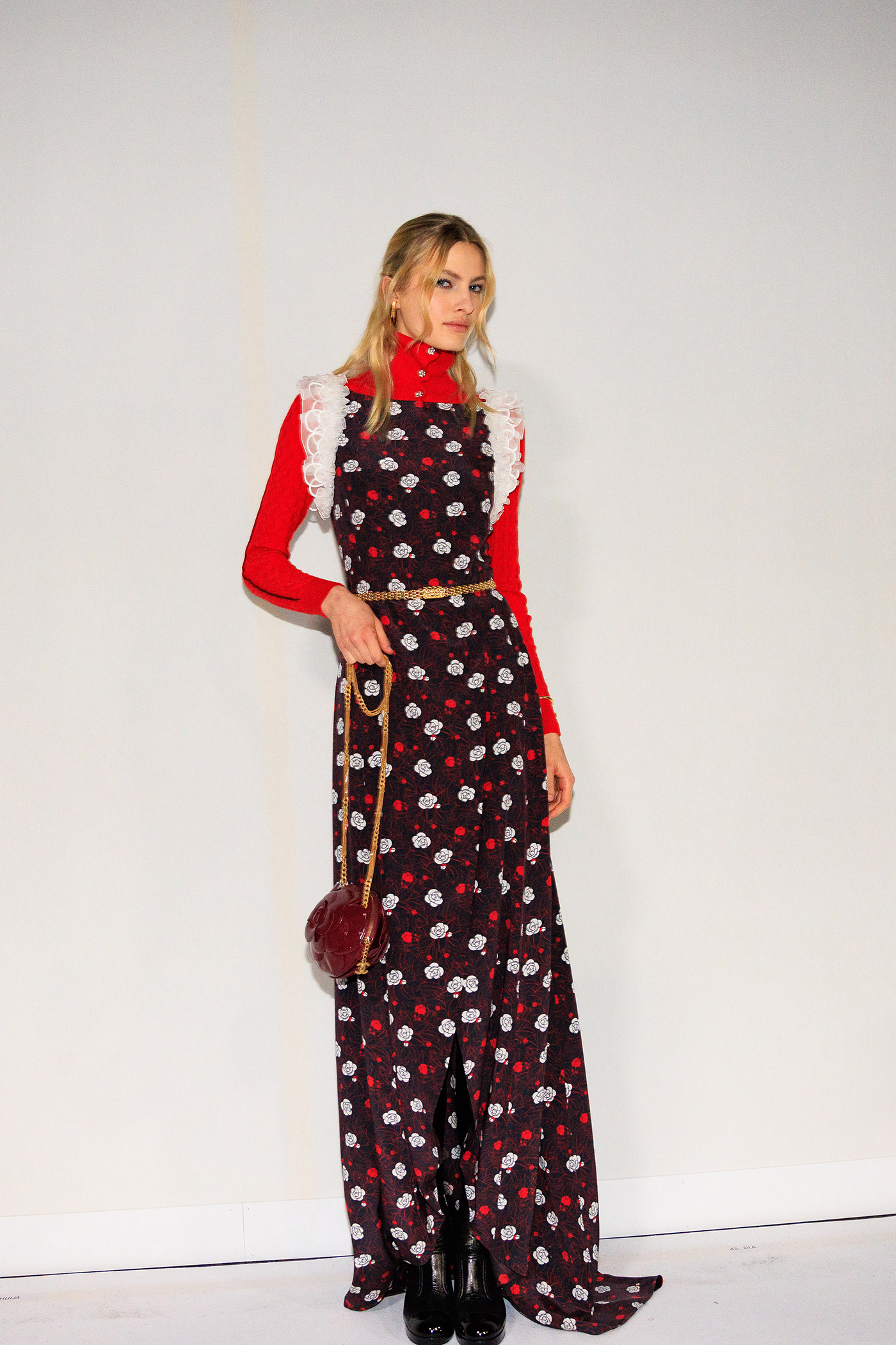 Chanel FW 2023-24: Μια συλλογή αφιερωμένη στην καμέλια-5