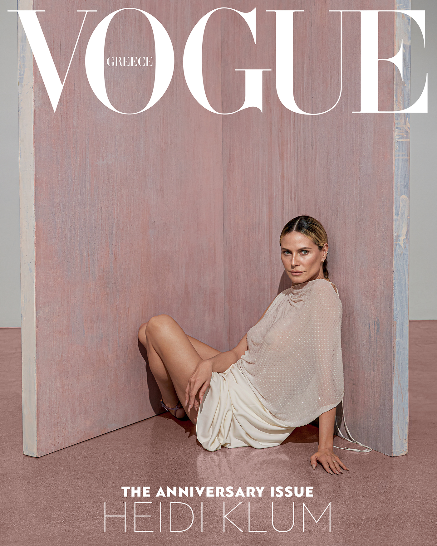 4 χρόνια Vogue Greece με cover star τη Heidi Klum-2
