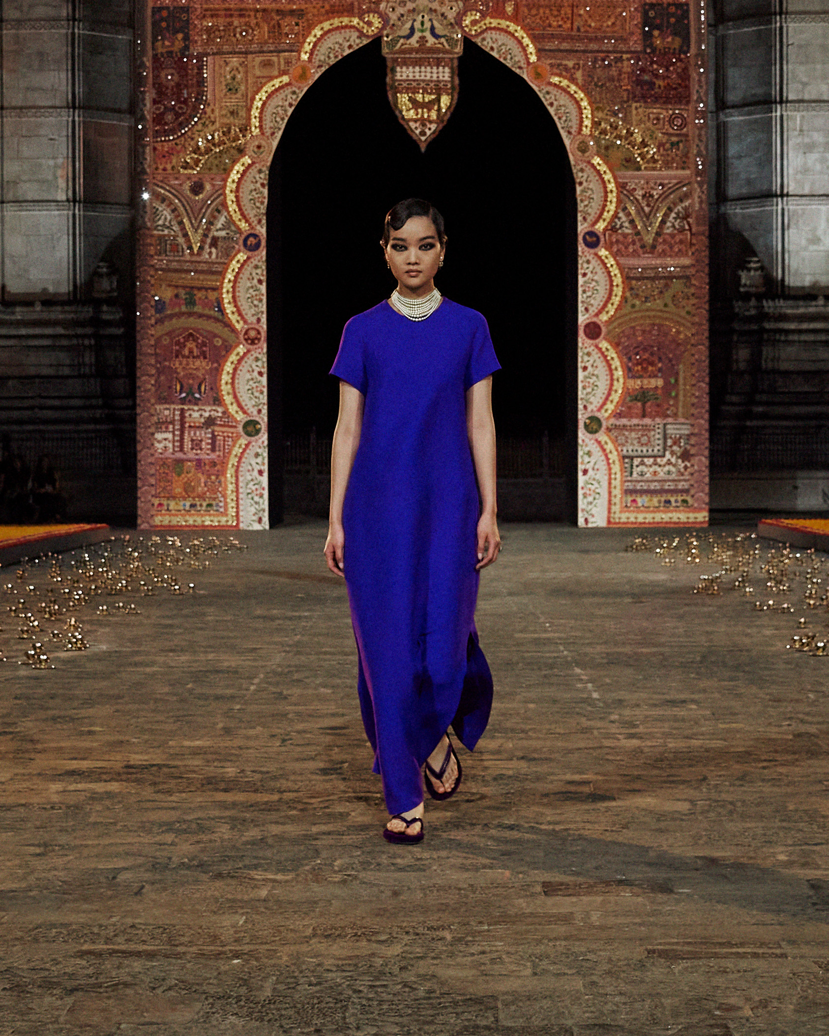 Dior Pre-Fall 2023: Όλα τα χρώματα της Ινδίας σε μια μαγευτική συλλογή-4