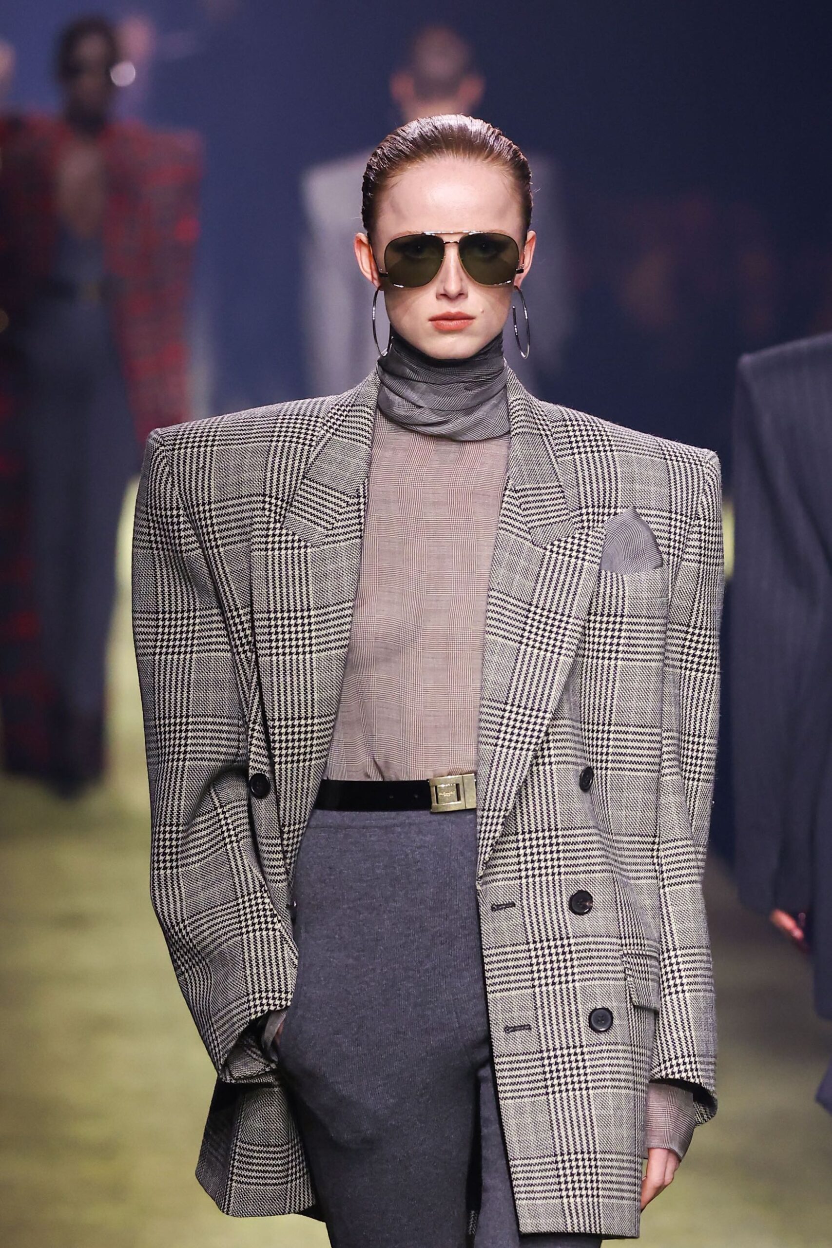 Saint Laurent AW23: Ό,τι πρέπει να γνωρίζετε για το πιο elegant show μέχρι σήμερα-3
