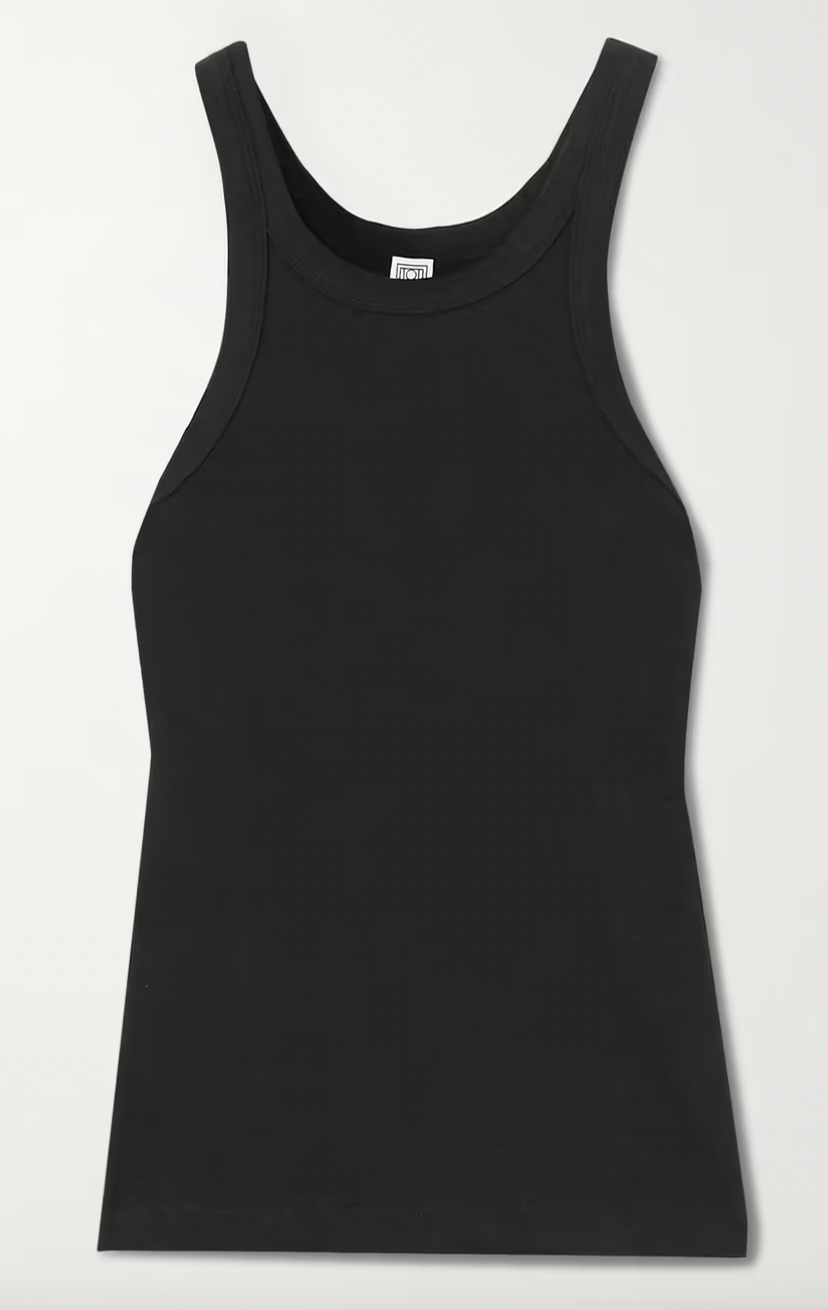 Tank top: Μπορεί να συνδυαστεί με τα πάντα και αυτά τα 6 looks το επιβεβαιώνουν-18
