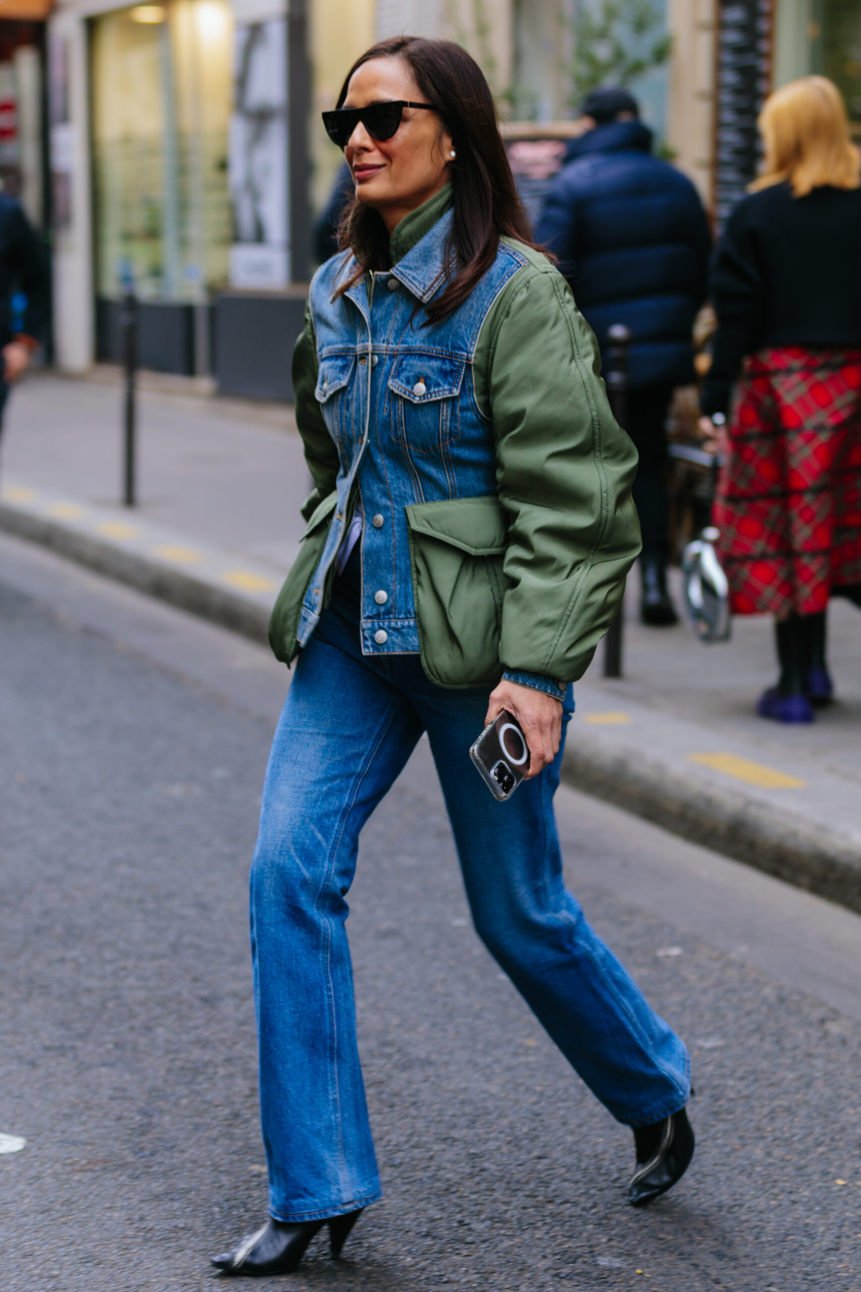 Bomber jacket: Όλα τα κομμάτια για να υιοθετήσετε την τάση-5