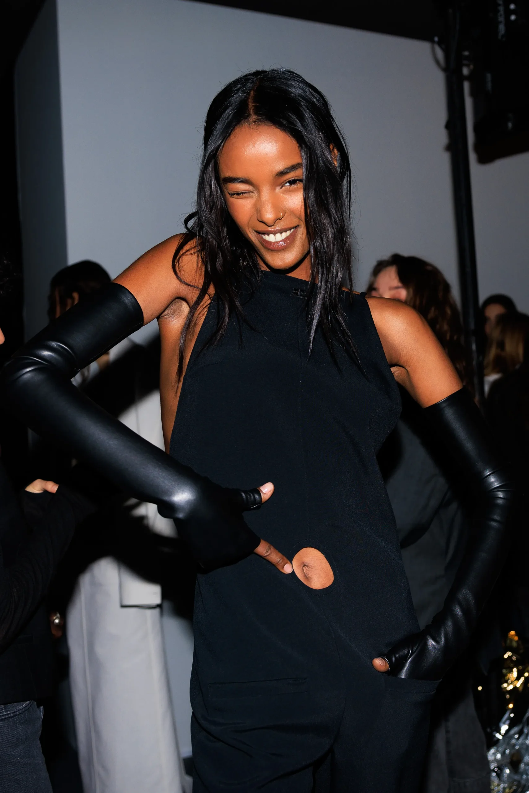 Εβδομάδα Μόδας Παρισιού FW23-24: Οι κορυφαίες backstage στιγμές-70