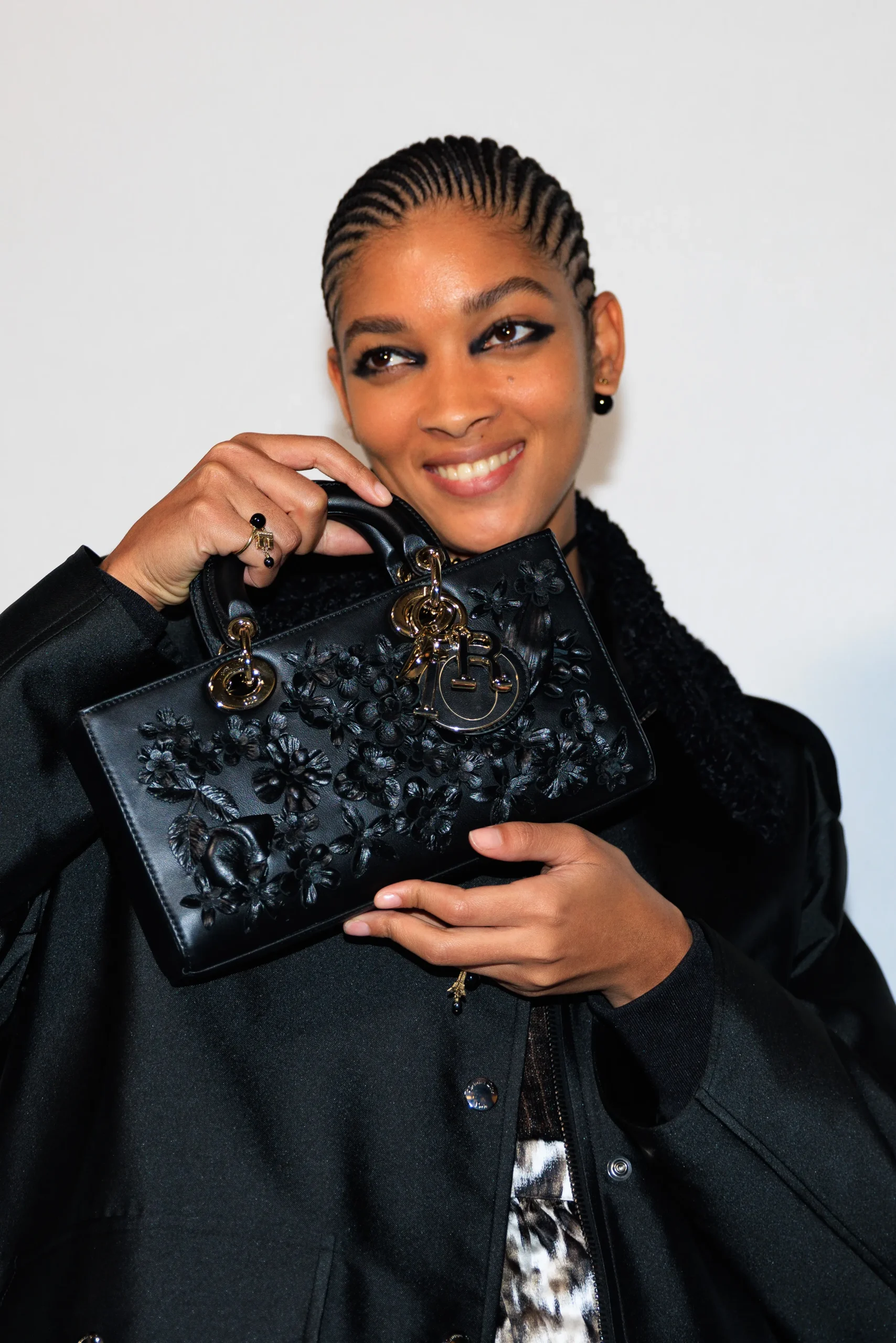 Εβδομάδα Μόδας Παρισιού FW23-24: Οι κορυφαίες backstage στιγμές-63