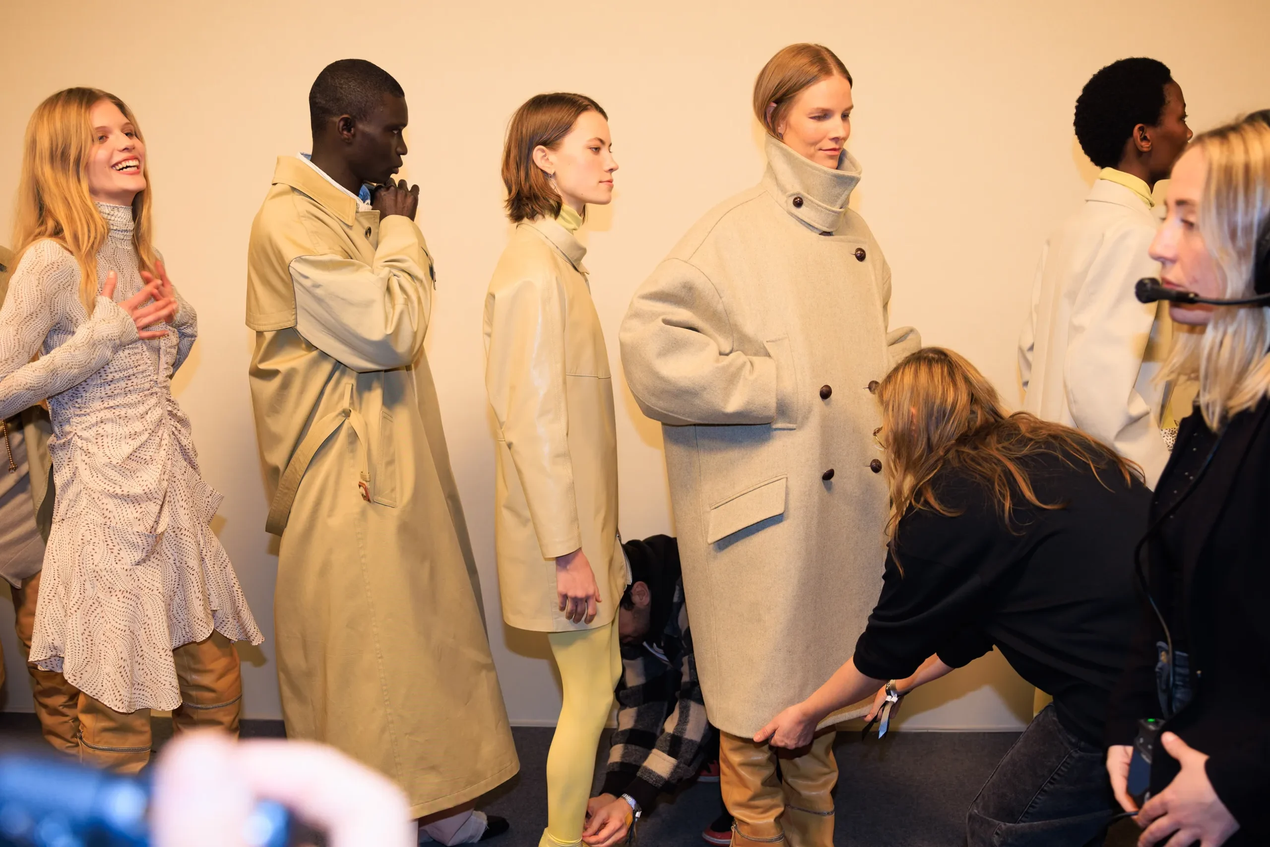 Εβδομάδα Μόδας Παρισιού FW23-24: Οι κορυφαίες backstage στιγμές-34