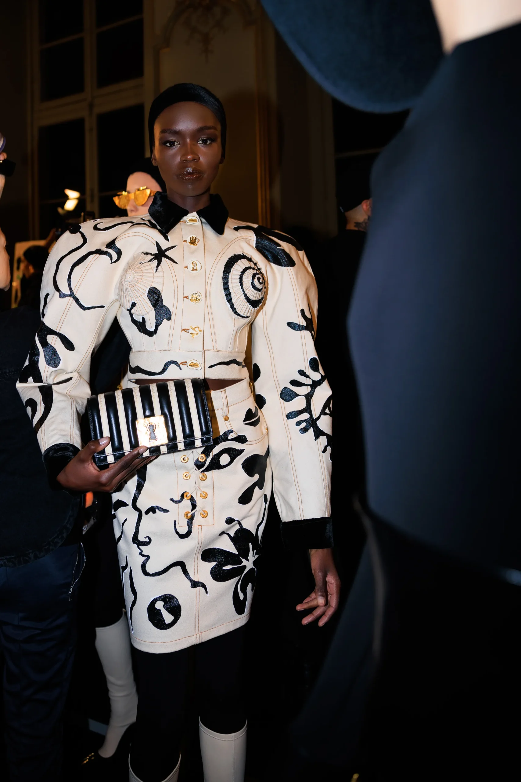 Εβδομάδα Μόδας Παρισιού FW23-24: Οι κορυφαίες backstage στιγμές-40