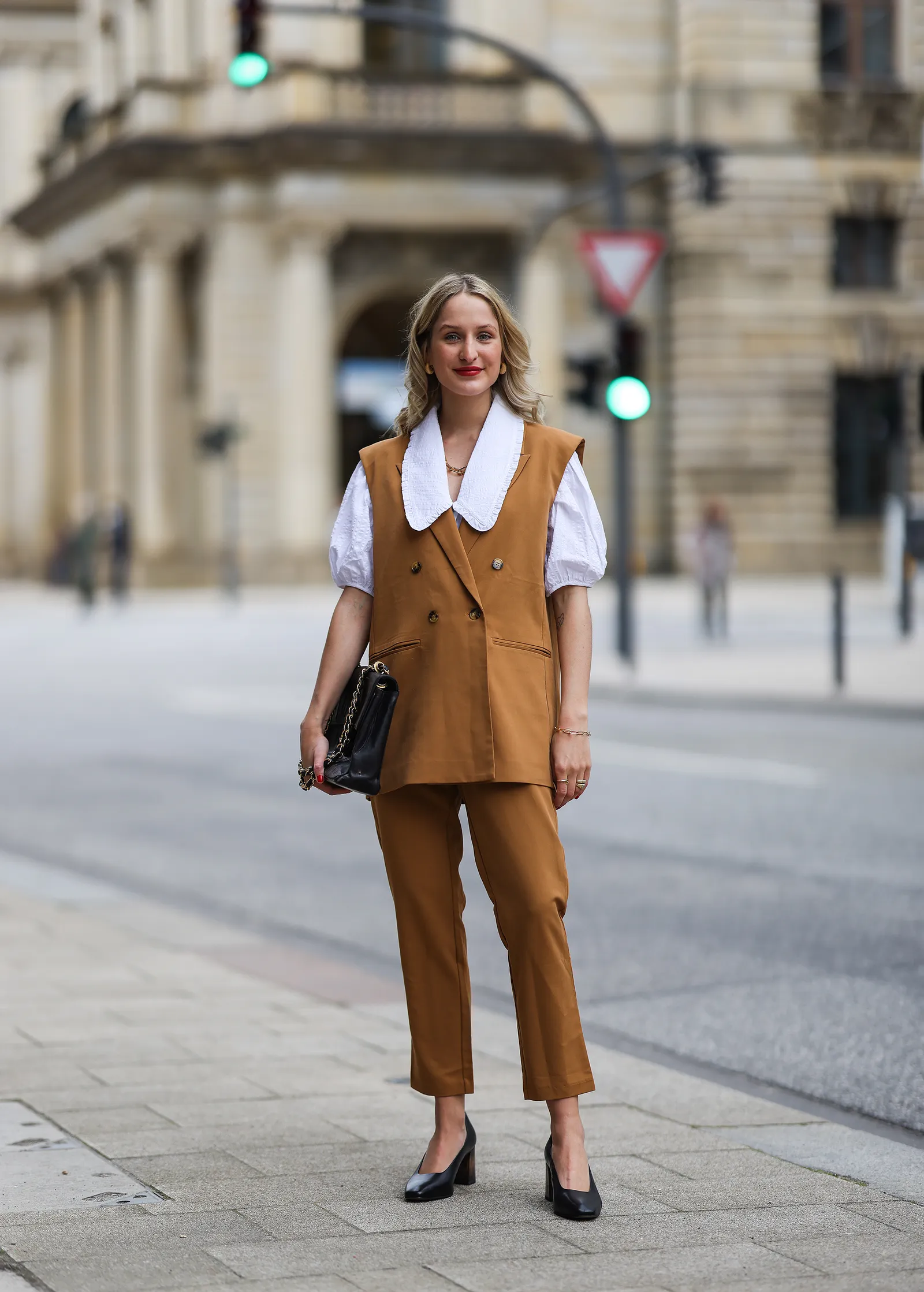 7 casual looks με heels που θα φορέσουμε στο γραφείο-6