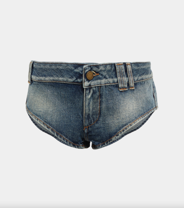 Slip shorts: Η πιο τολμηρή τάση του καλοκαιριού είναι εδώ-5