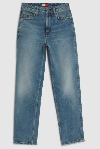 6 διαφορετικά outfits με ένα μόνο τζιν-6