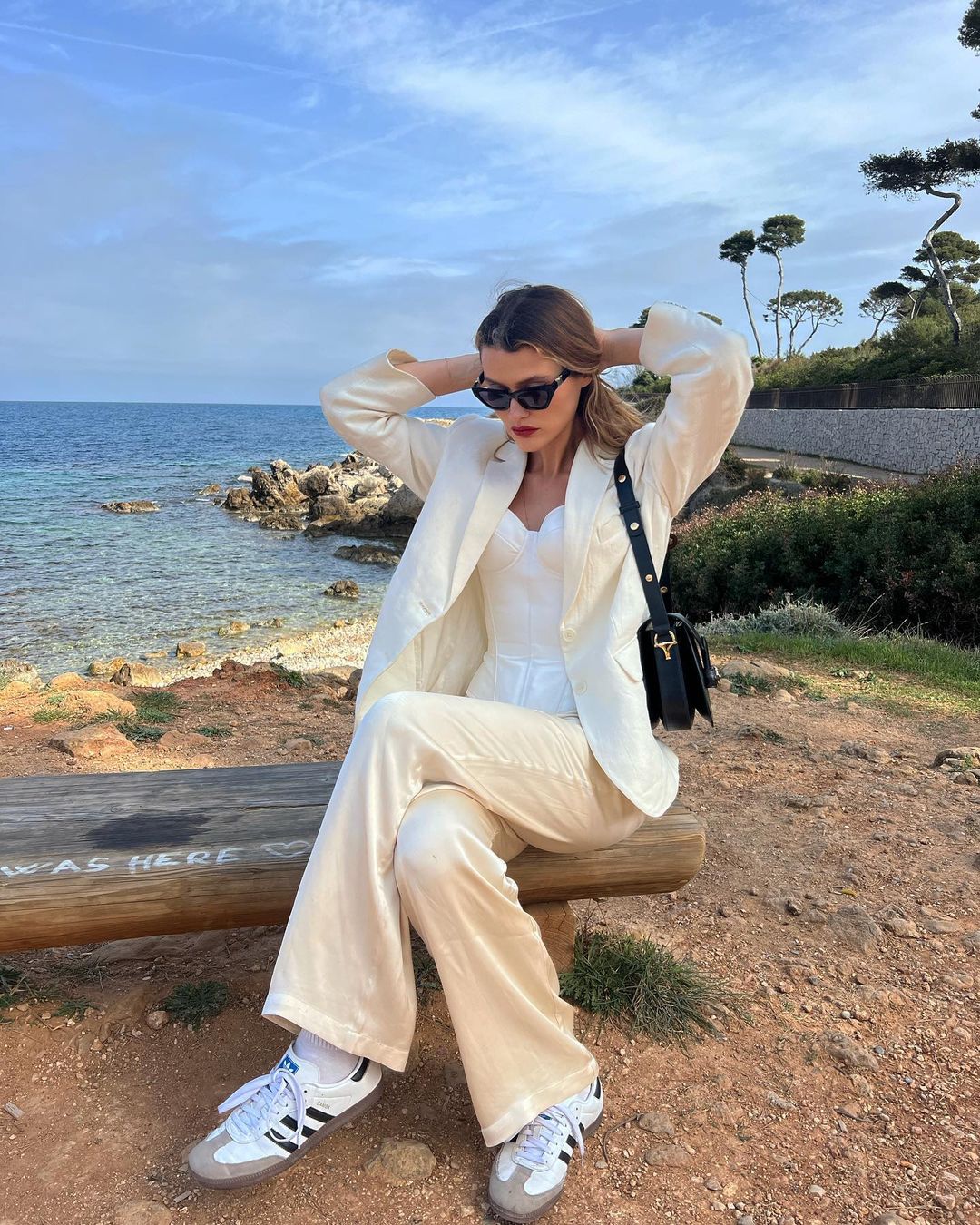 7 spring outfits για τις πασχαλινές αποδράσεις-1