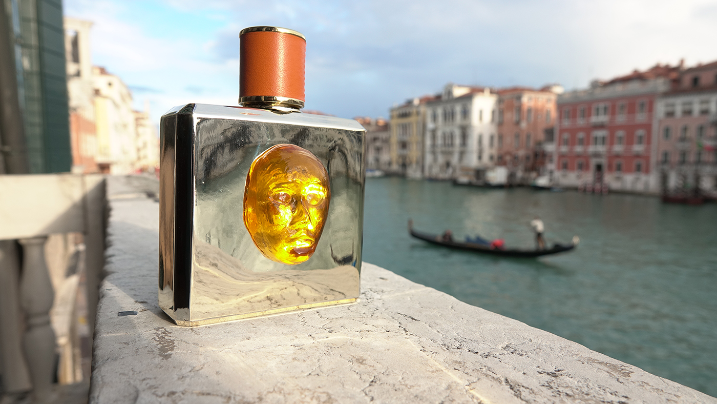 Perfume Upgrade: Tα επτά αρώματα Storie Veneziane της Valmont που πρέπει να δοκιμάσετε-9