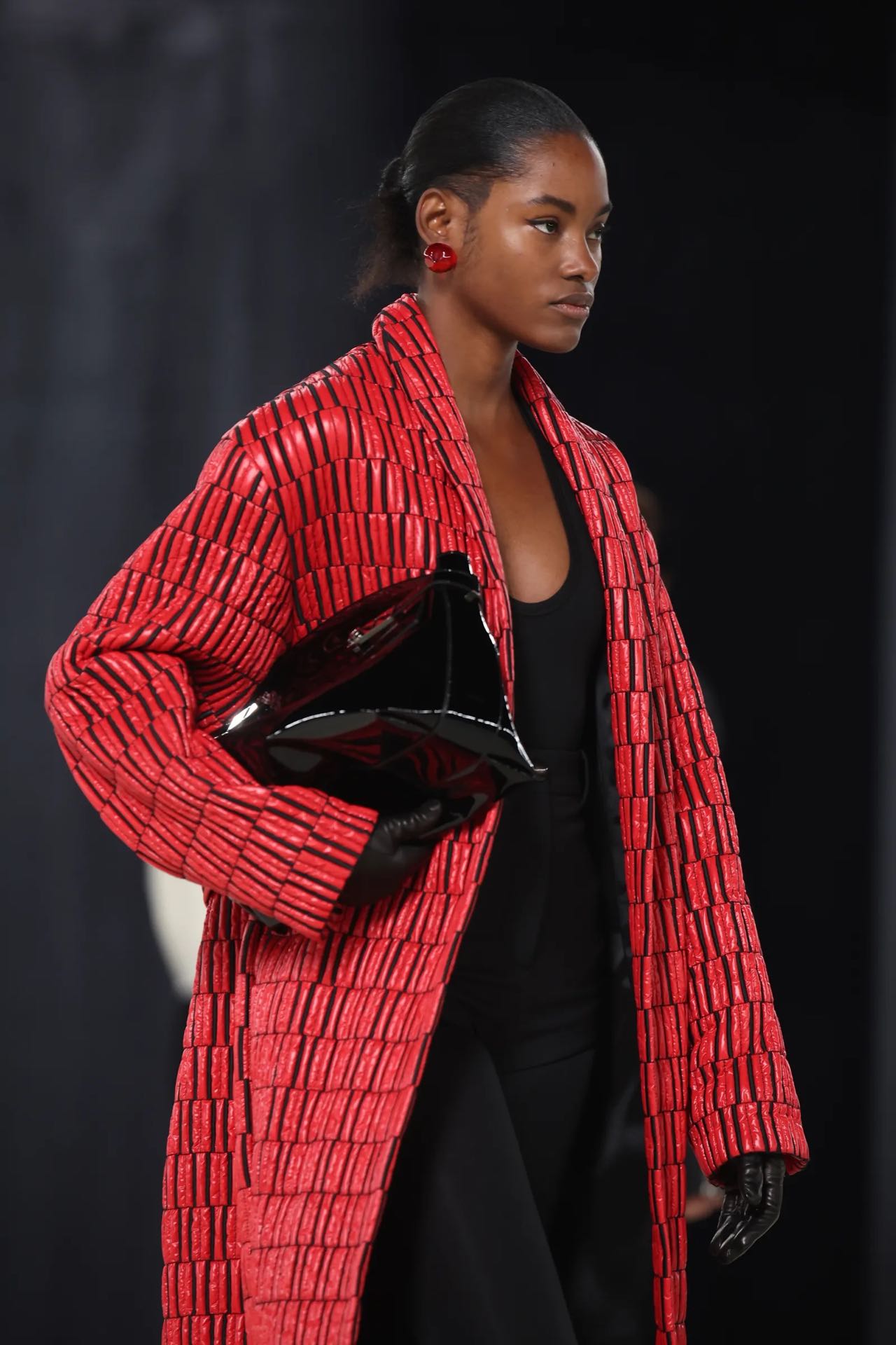 Τα clutches είναι και επίσημα back in fashion-4
