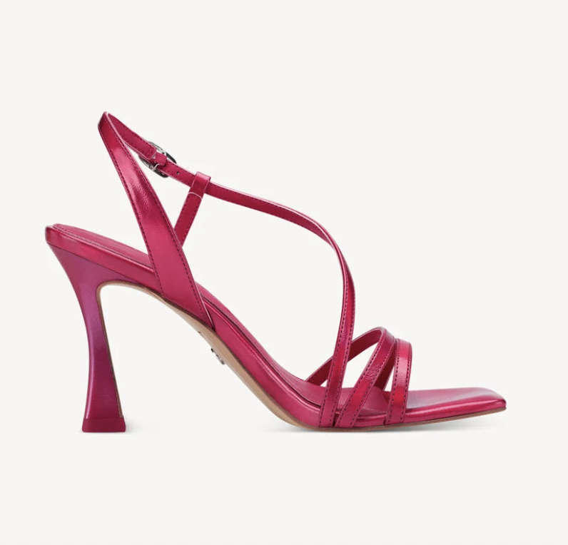 Barbie shoes: Το micro-trend που θα δώσει χρώμα σε όλα τα ανοιξιάτικα looks-8