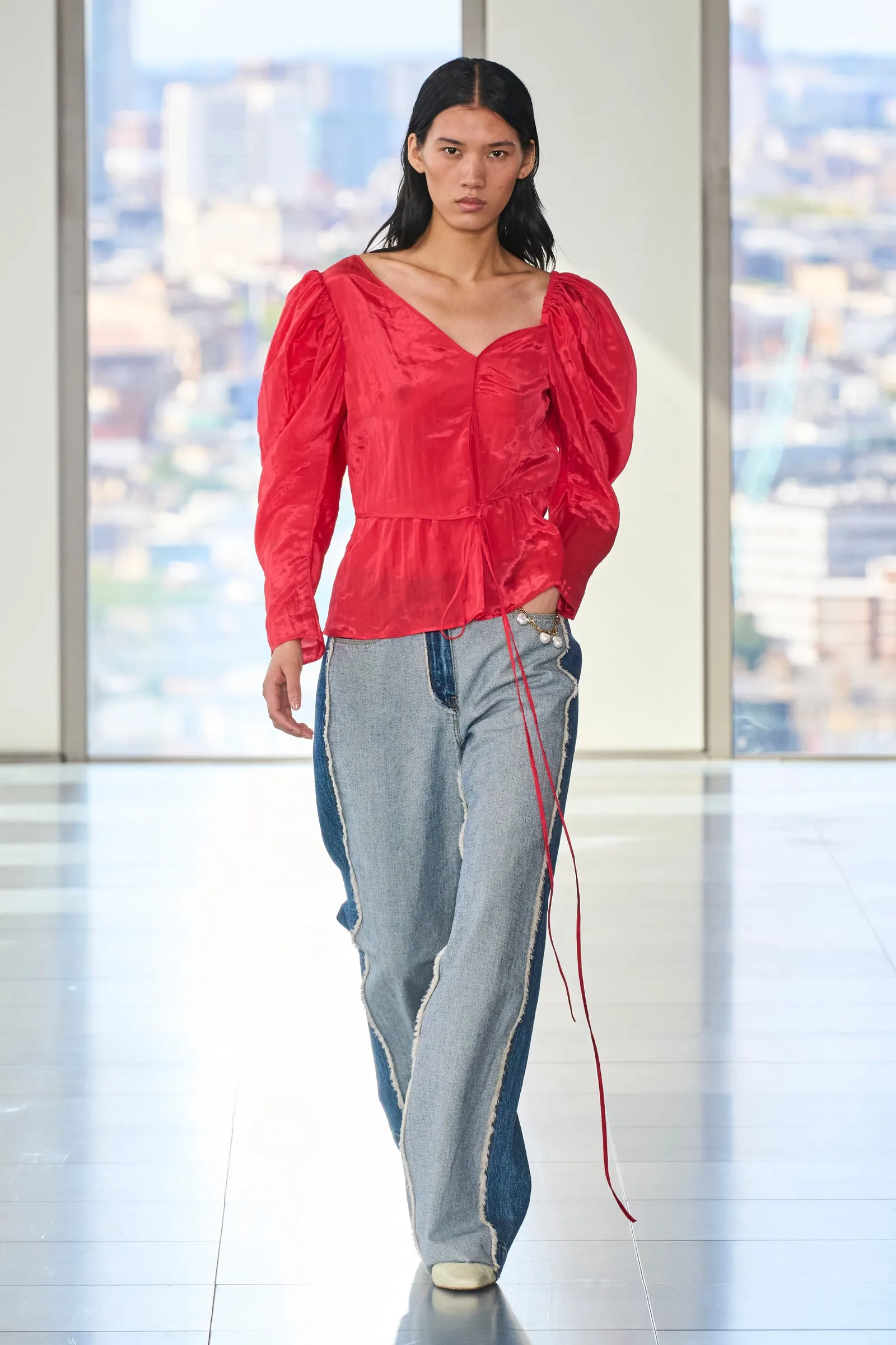 Peplum top: Επιστρέφει και είναι σούπερ τάση-3