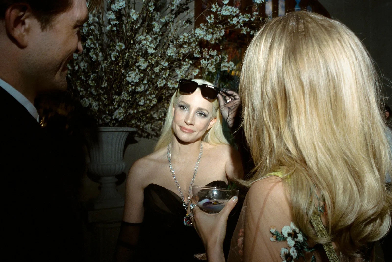 15 exclusive φωτογραφίες της Vogue μέσα από το Met Gala-4