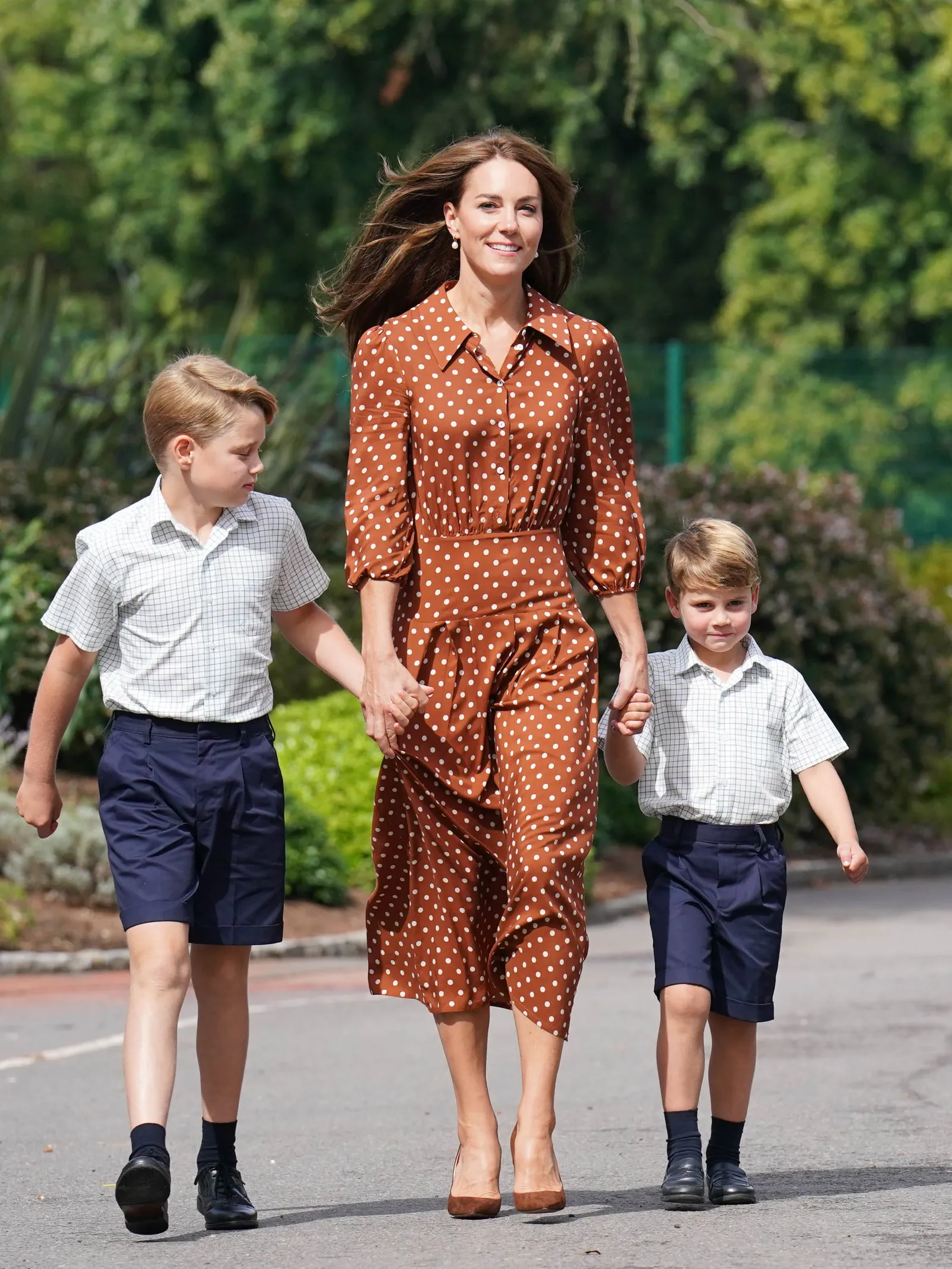 Kate Middleton: Το αέρινο φόρεμα που επιλέγει το καλοκαίρι πρέπει να υπάρχει σε κάθε γκαρνταρόμπα-4