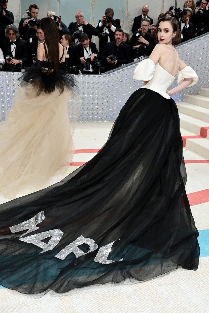 Met Gala 2023: Όλες οι εμφανίσεις στο κόκκινο χαλί-42